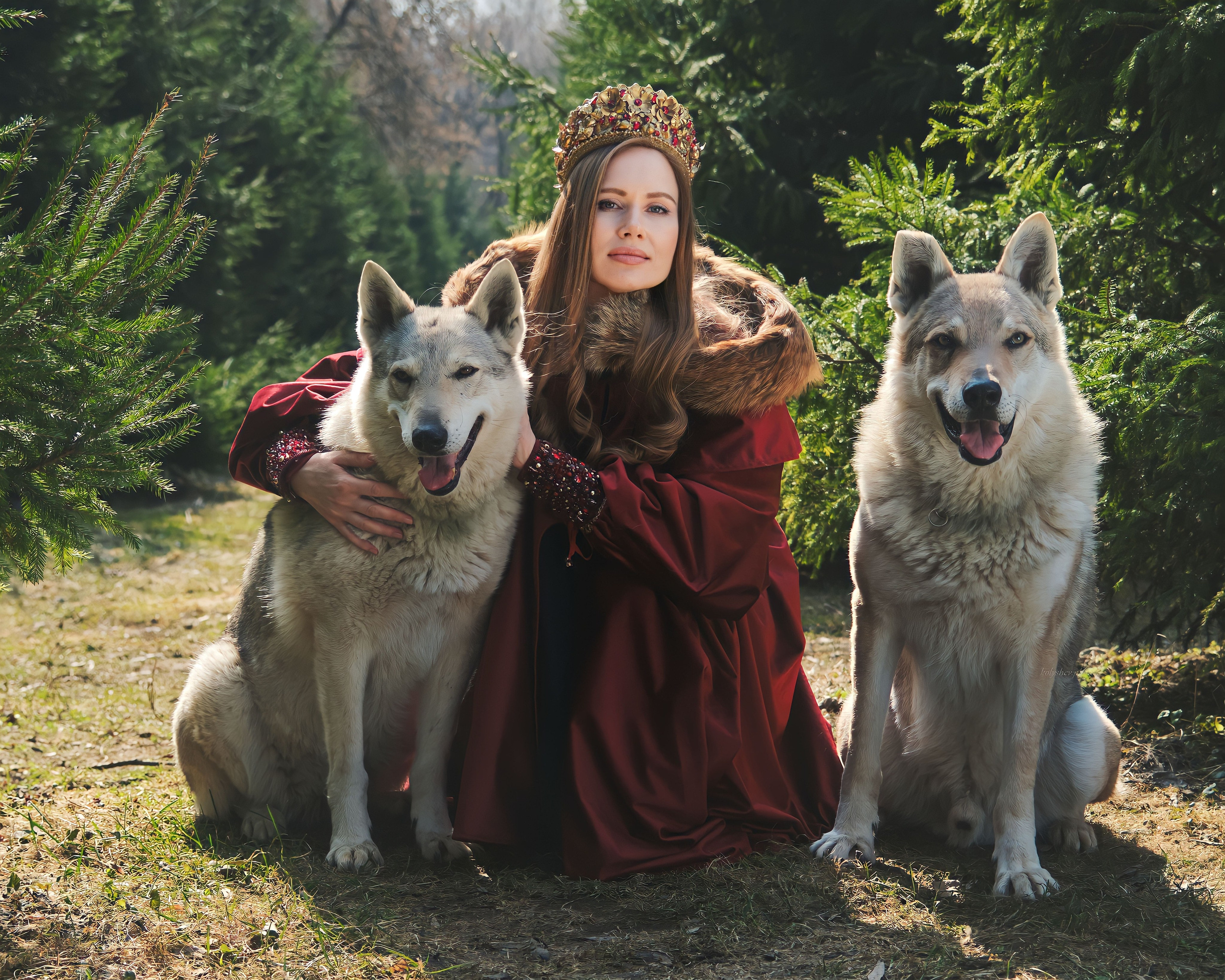 женский портрет с волком на природе в Москве