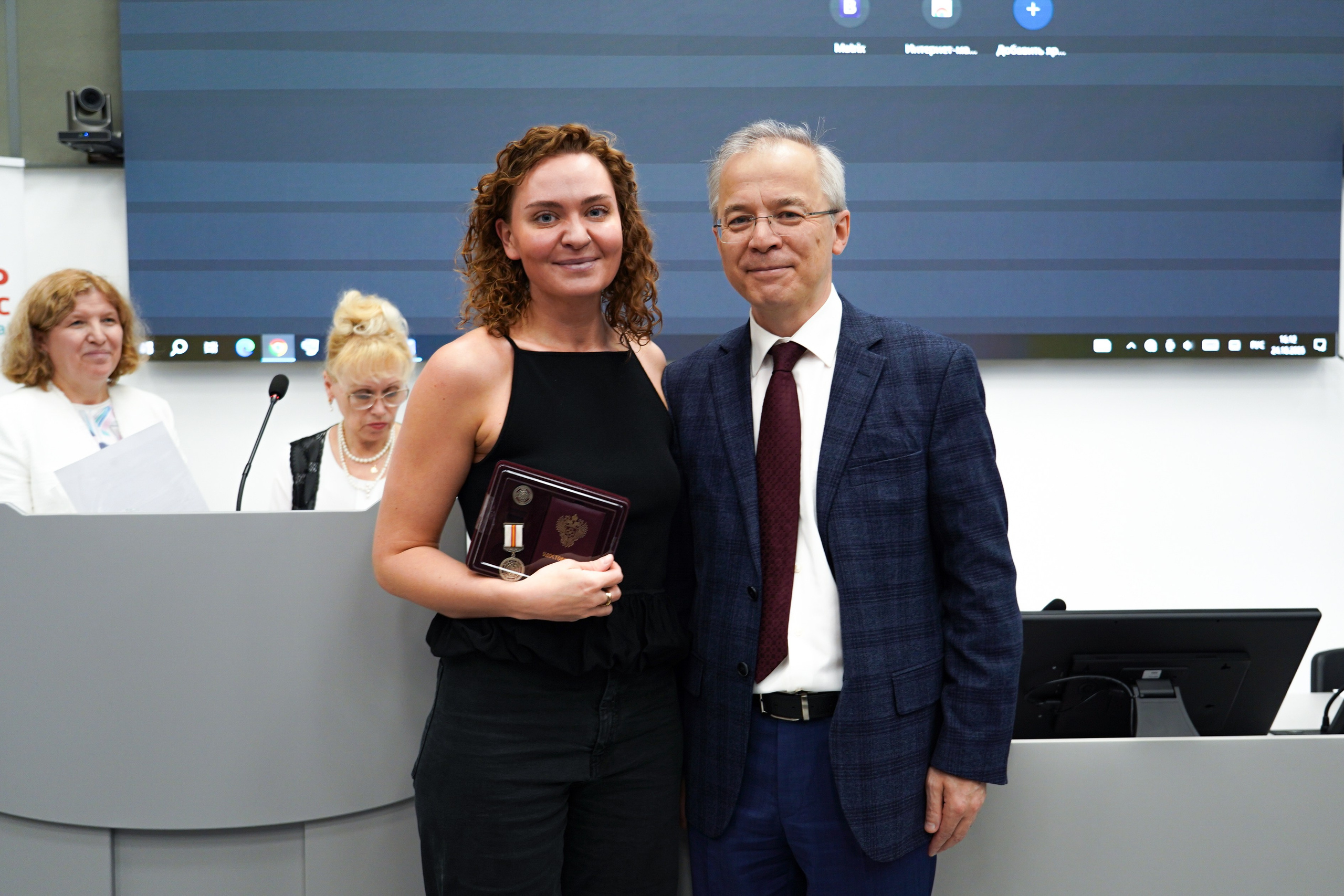 Торжественное награждение доноров костного мозга. Фотограф-эстет