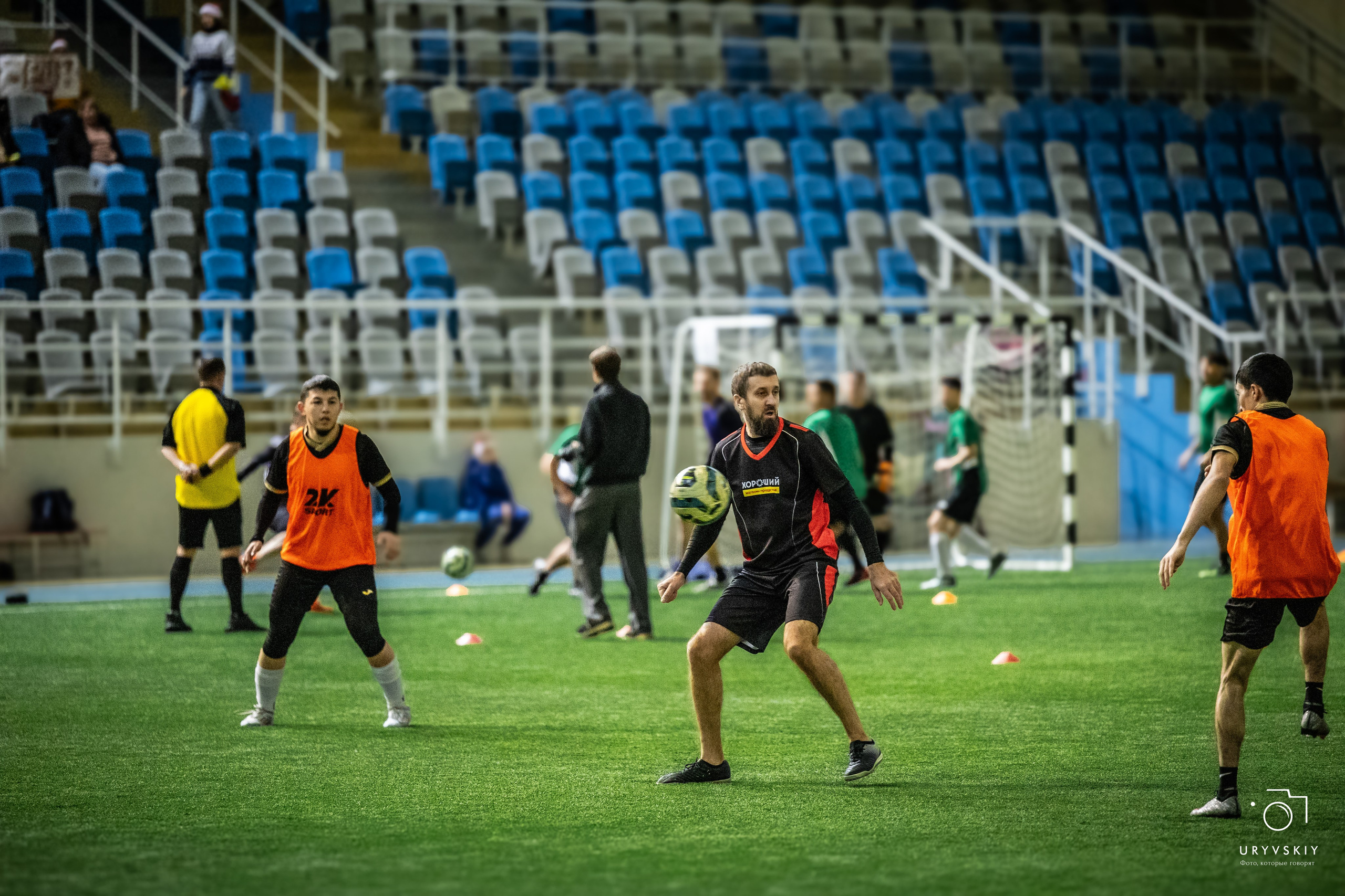 Командор футбол 29.11.2025. Игорь Урывский. Фотограф Красноярск