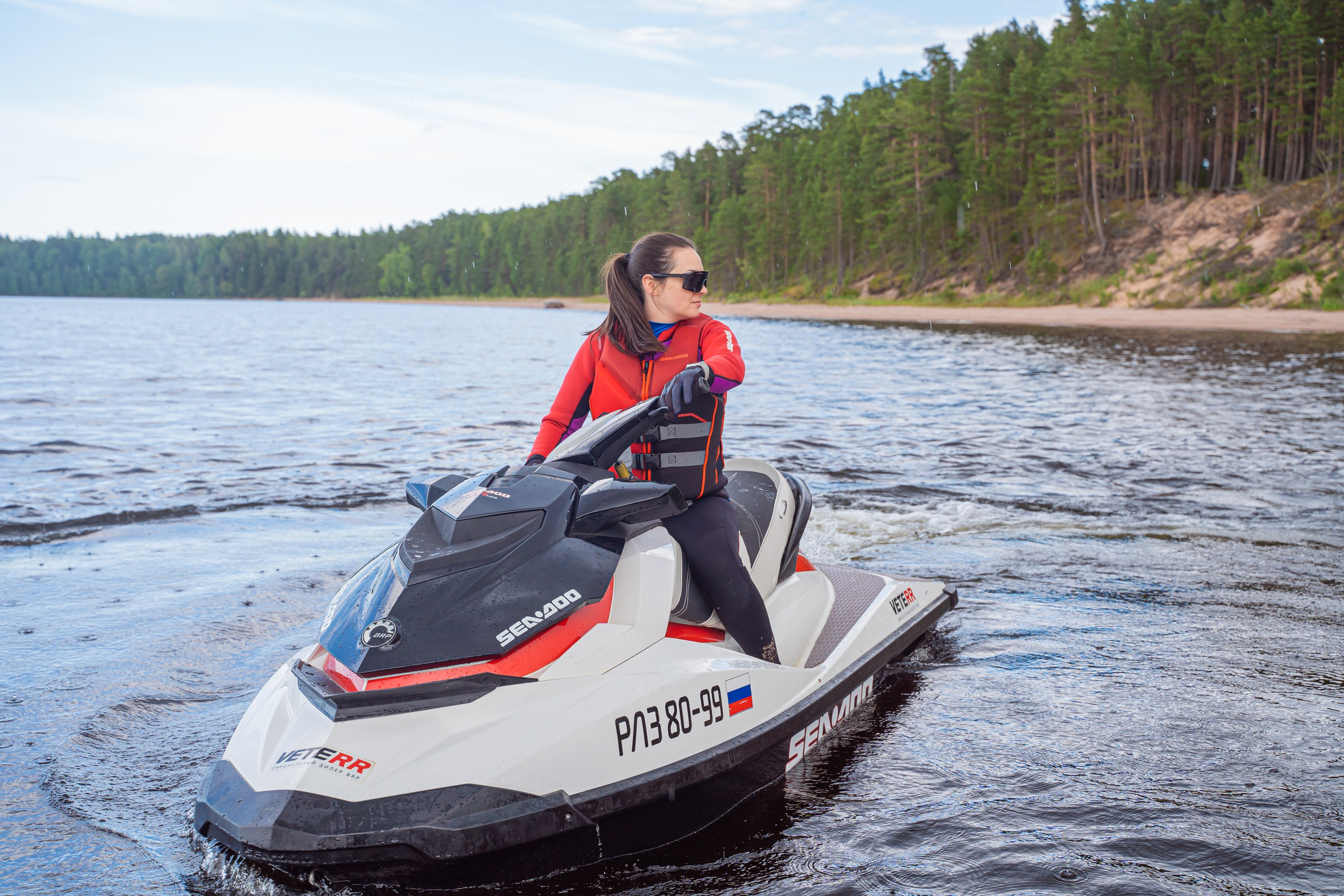 Гидровыезд в Коневский мужской монастырь. Свадебный, семейный, портретный, репортажный фотограф в Санкт-Петербурге