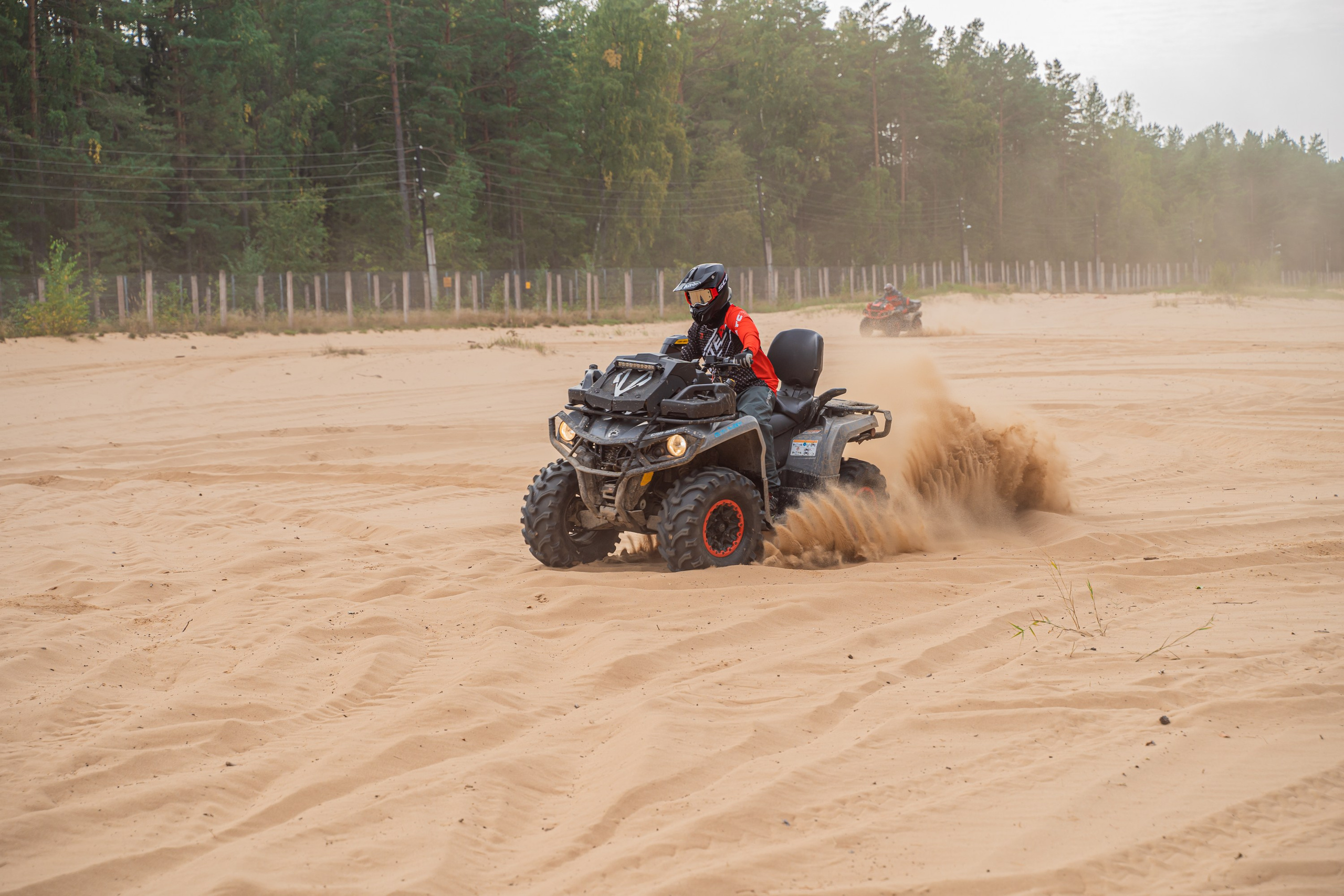 Квадровыезд —спортивный репортаж в Ленинградской области. Свадебный, семейный, портретный, репортажный фотограф в Санкт-Петербурге