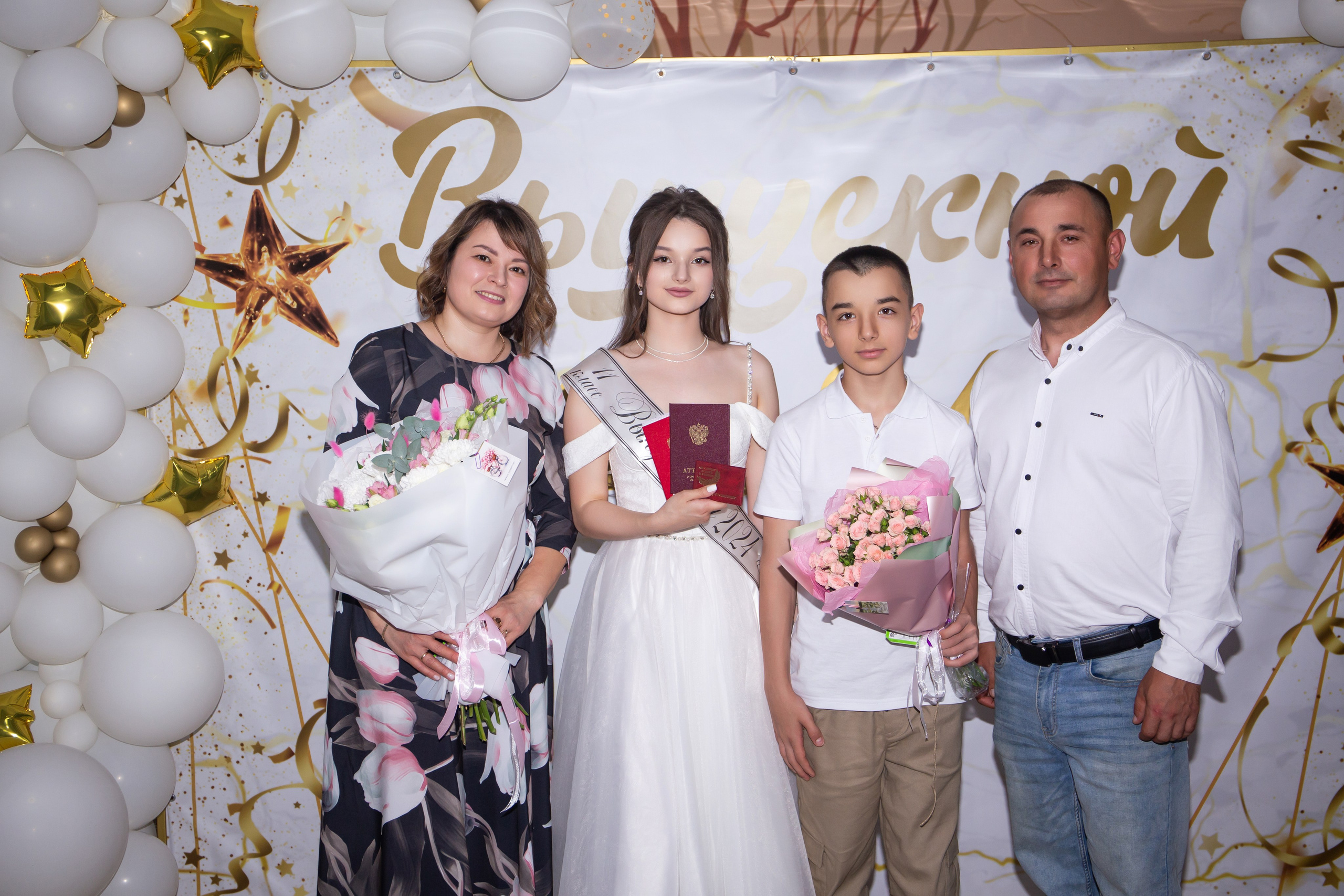 Выпускной. Фотограф Дмитров и МО Валентина Халикова