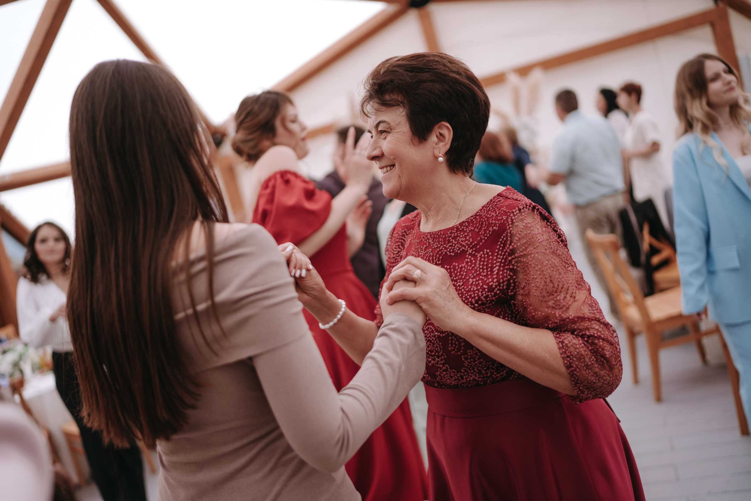 Свадебная фотосессия Радика и Дианы — Уфа, Nesterov Plaza, ЖК Империал, Президент Отель, шатёр М5