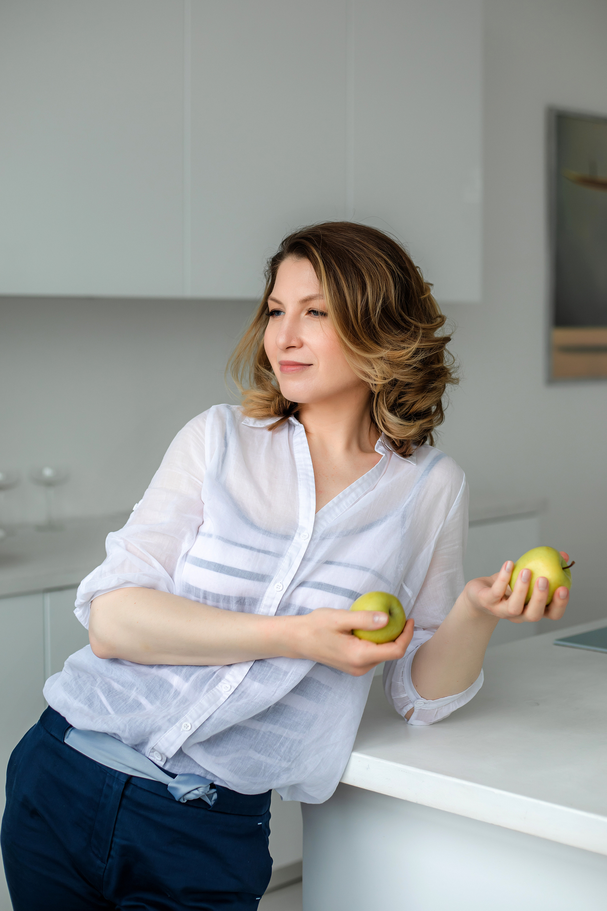 Косметолог, терапевт, производитель косметики. Елена Иванова контент фотограф для брендов и экспертов, Москва