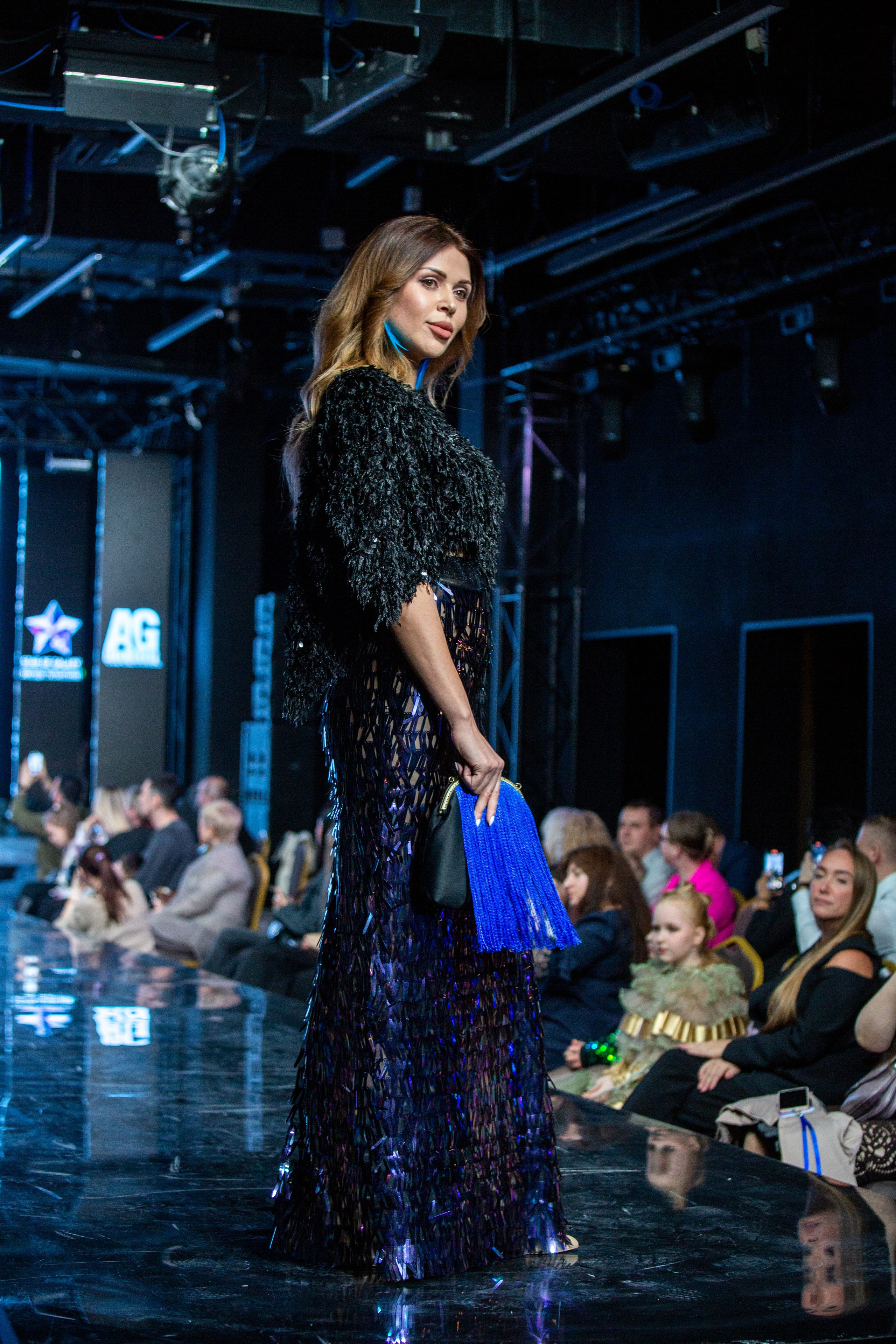 Звезда галактики. Яровит Холл. Репортажный, семейный, свадебный, портретный фотограф