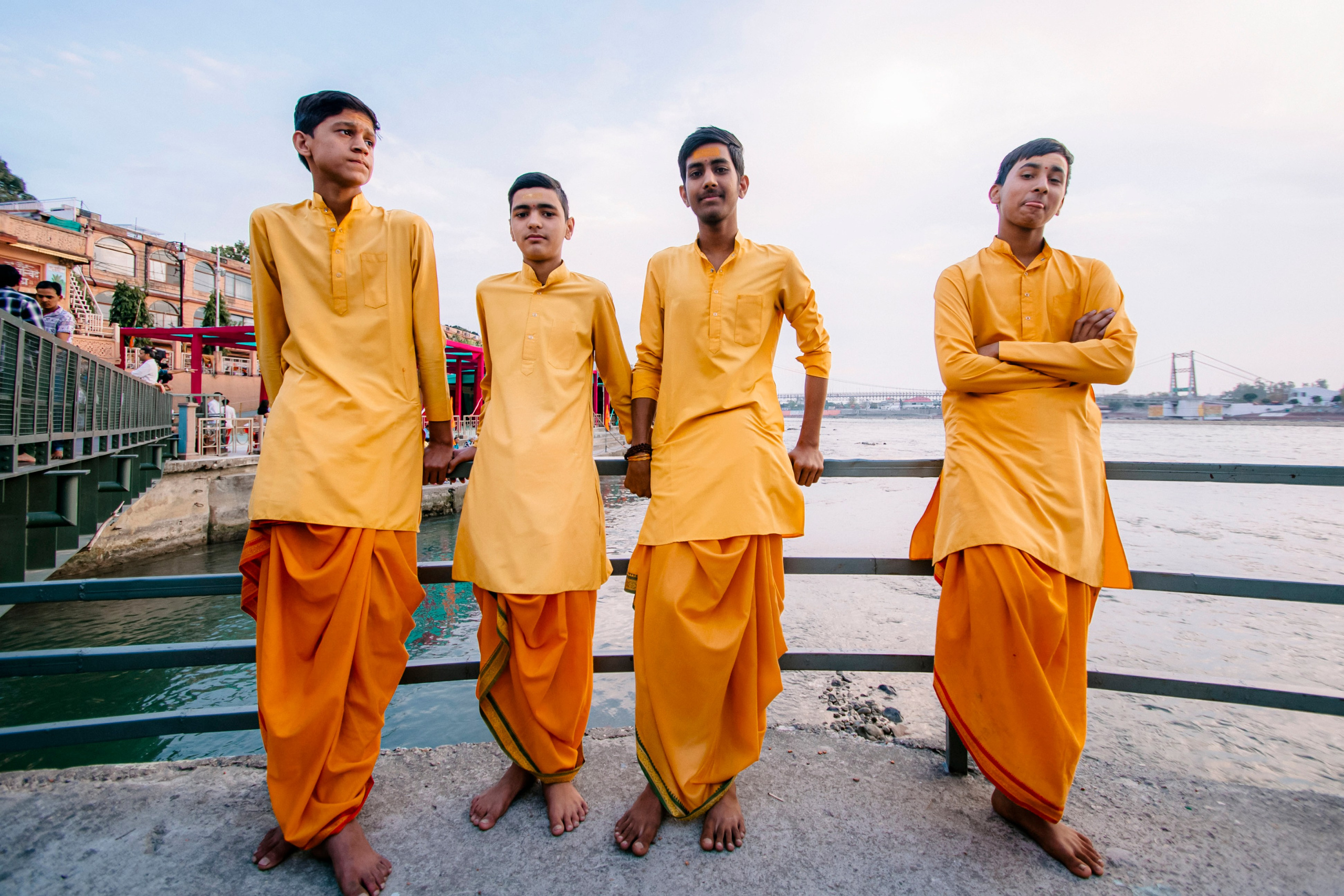 Ришикеш стрит. Iraogo