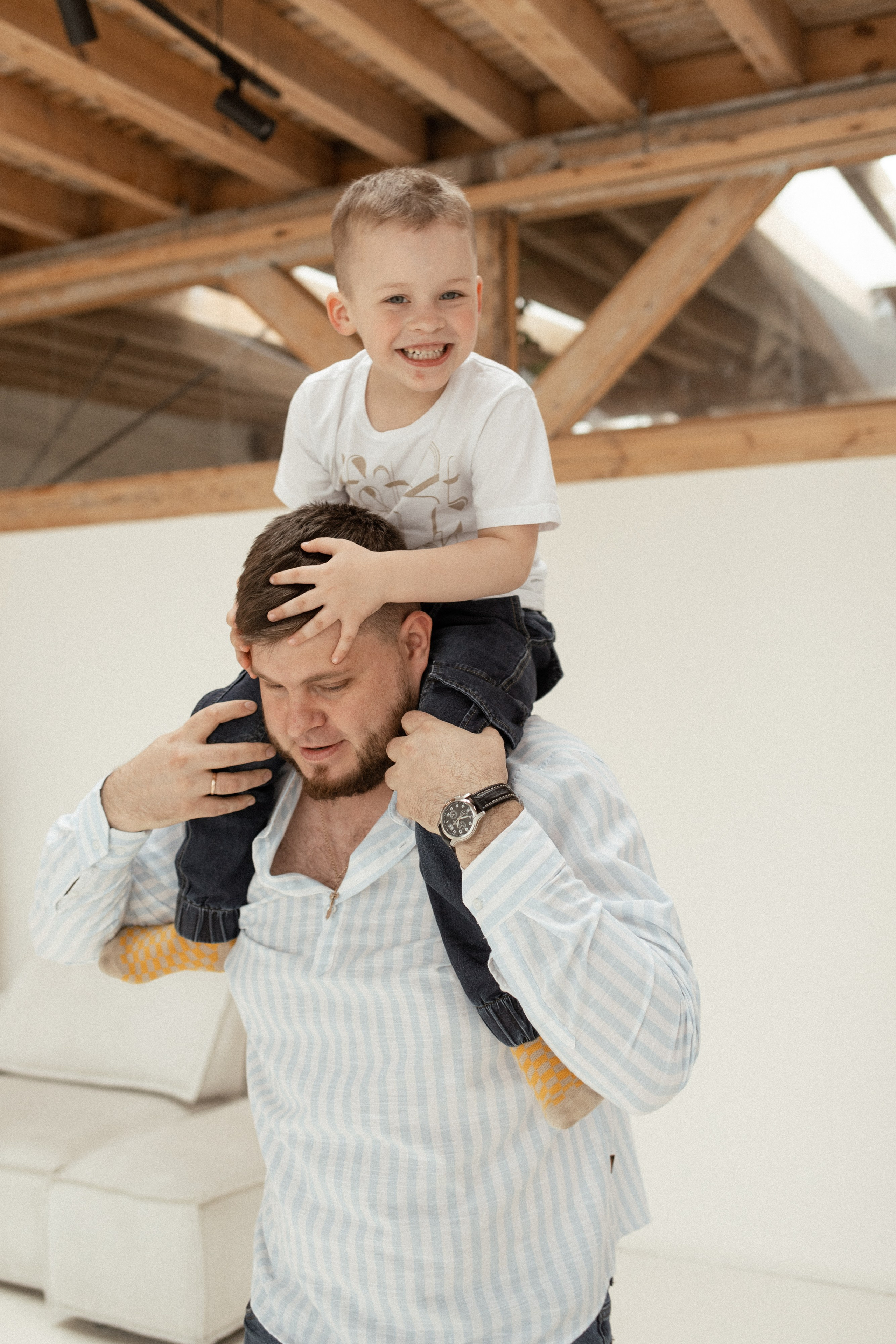 Павел, Костик и Екатерина с животиком. Семейный фотограф Челябинск