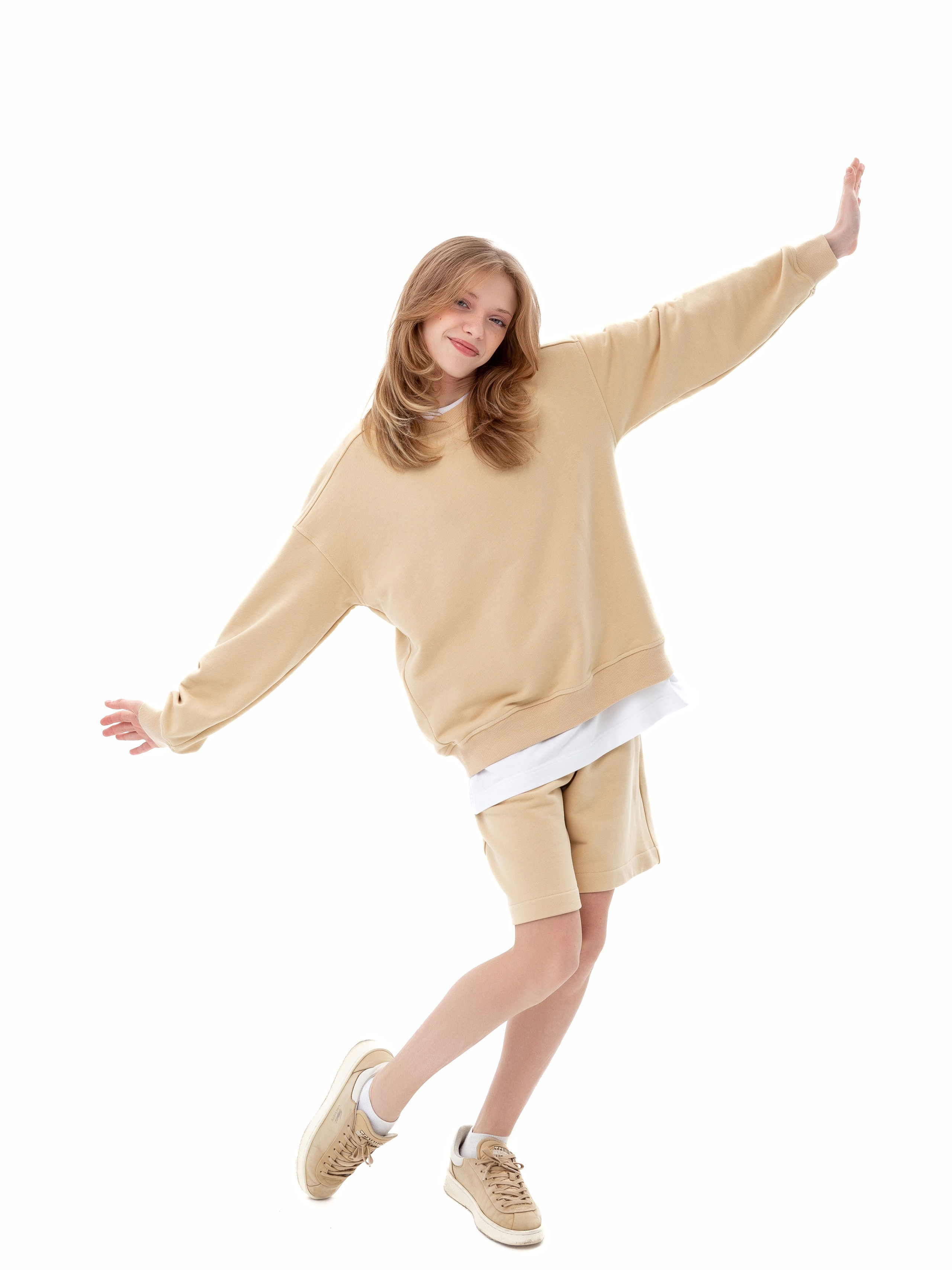 Обтравка Одежда белый фон. Контент фотограф, съемка для маркетплейсов, фуд съемка и репортажи в Новосибирске Ралия Галеева