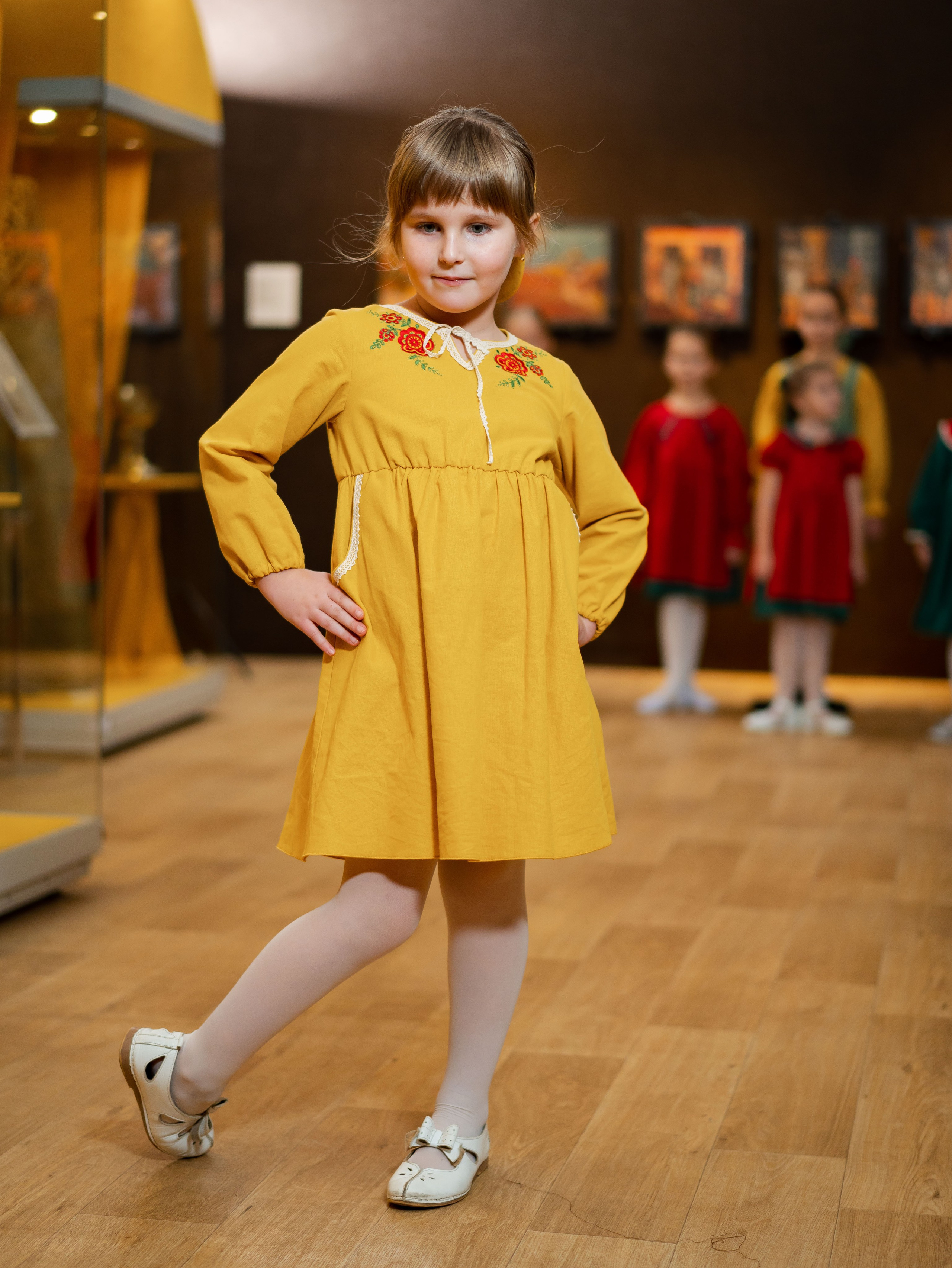 Показ одежды в рамках выставки «105. Лучшее». Фотограф Москва