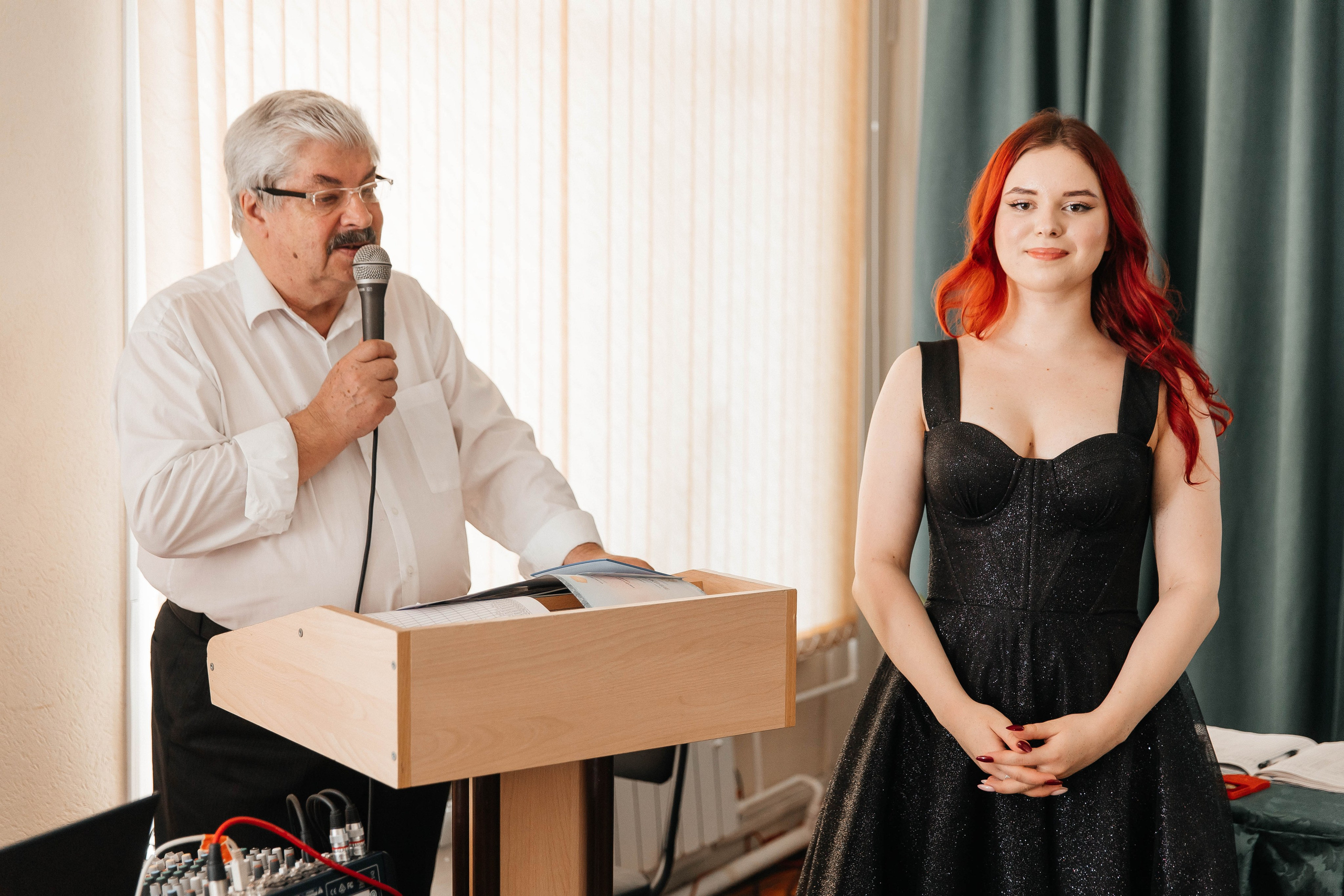 Гимназия Пеленг. _Carpe diem_