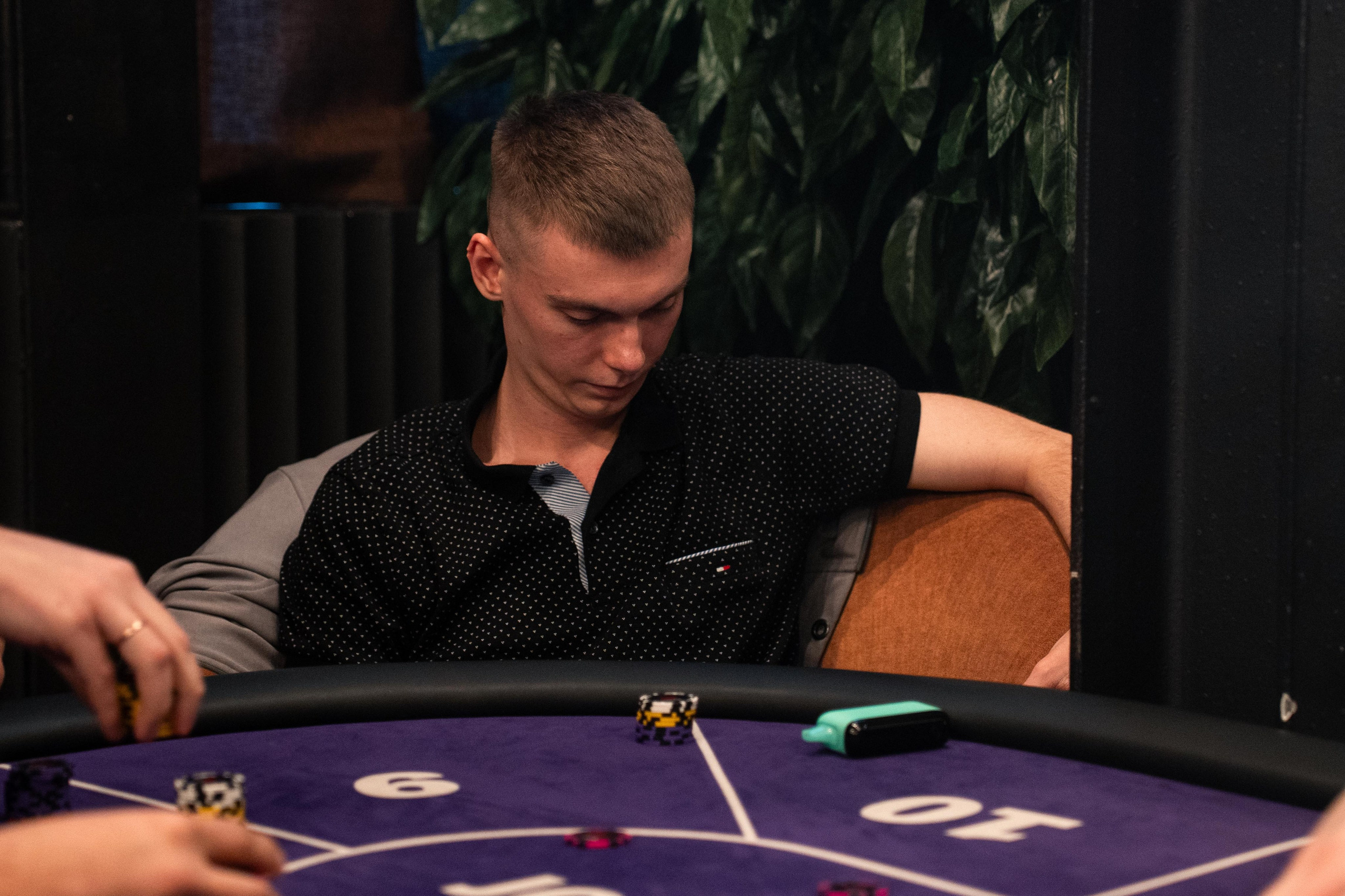 Joker Poker Club 01.03.2026. Коммерческий и художественный фотограф и видеограф в Москве Арсений Тургенев