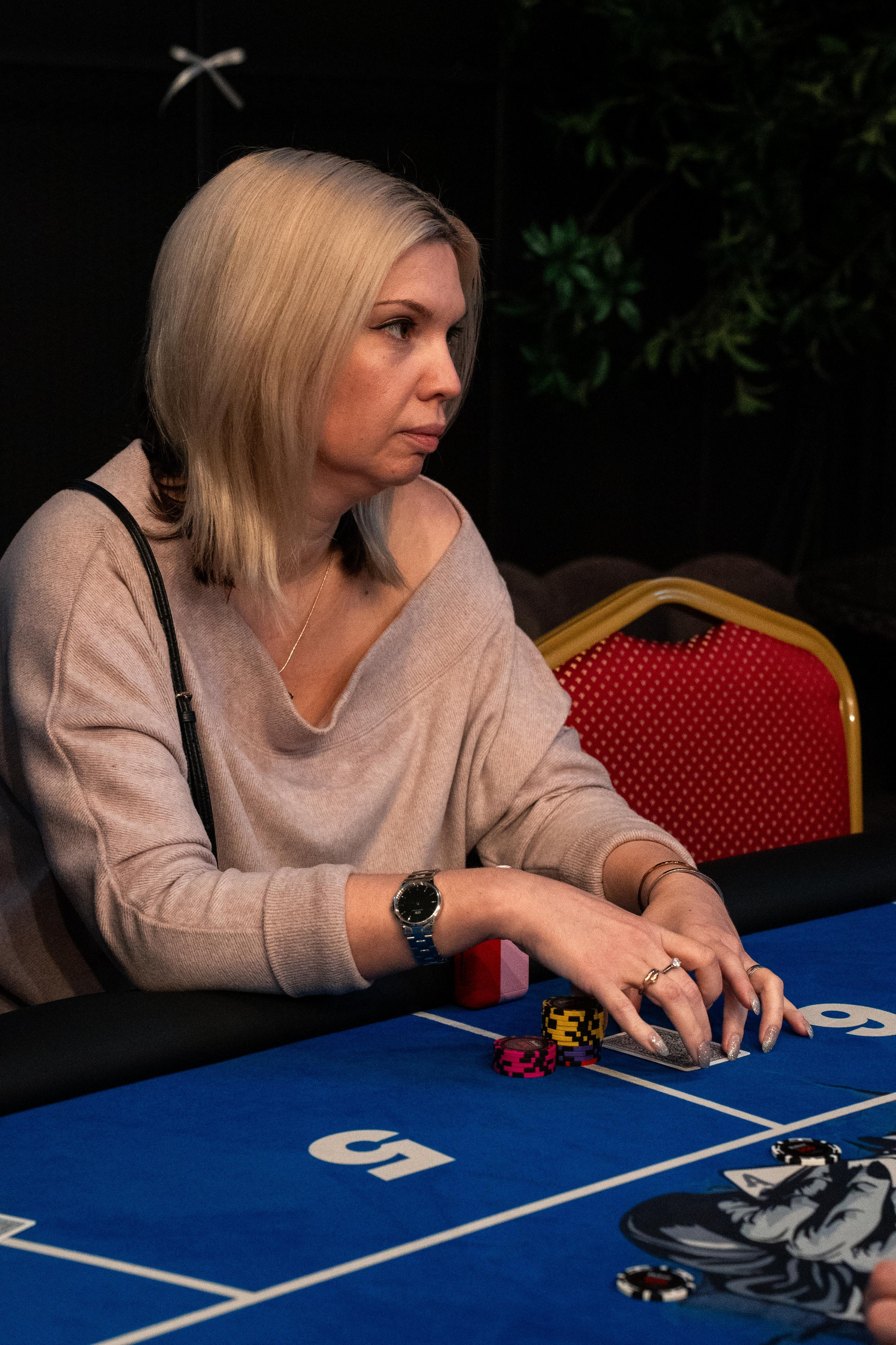 Joker Poker Club 01.03.2026. Коммерческий и художественный фотограф и видеограф в Москве Арсений Тургенев