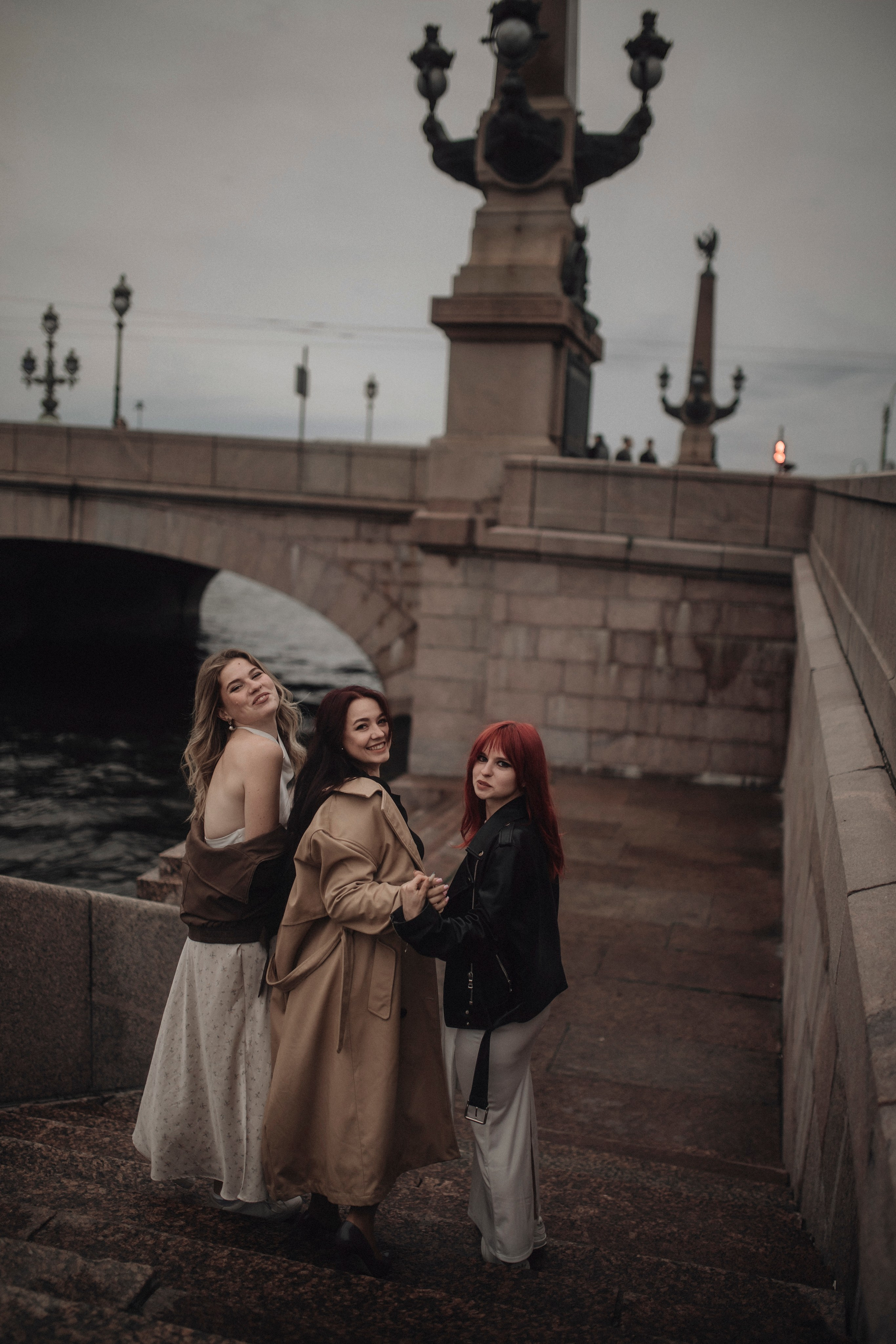 Три сестры. Фотограф в Санкт Петербурге Лара Великова