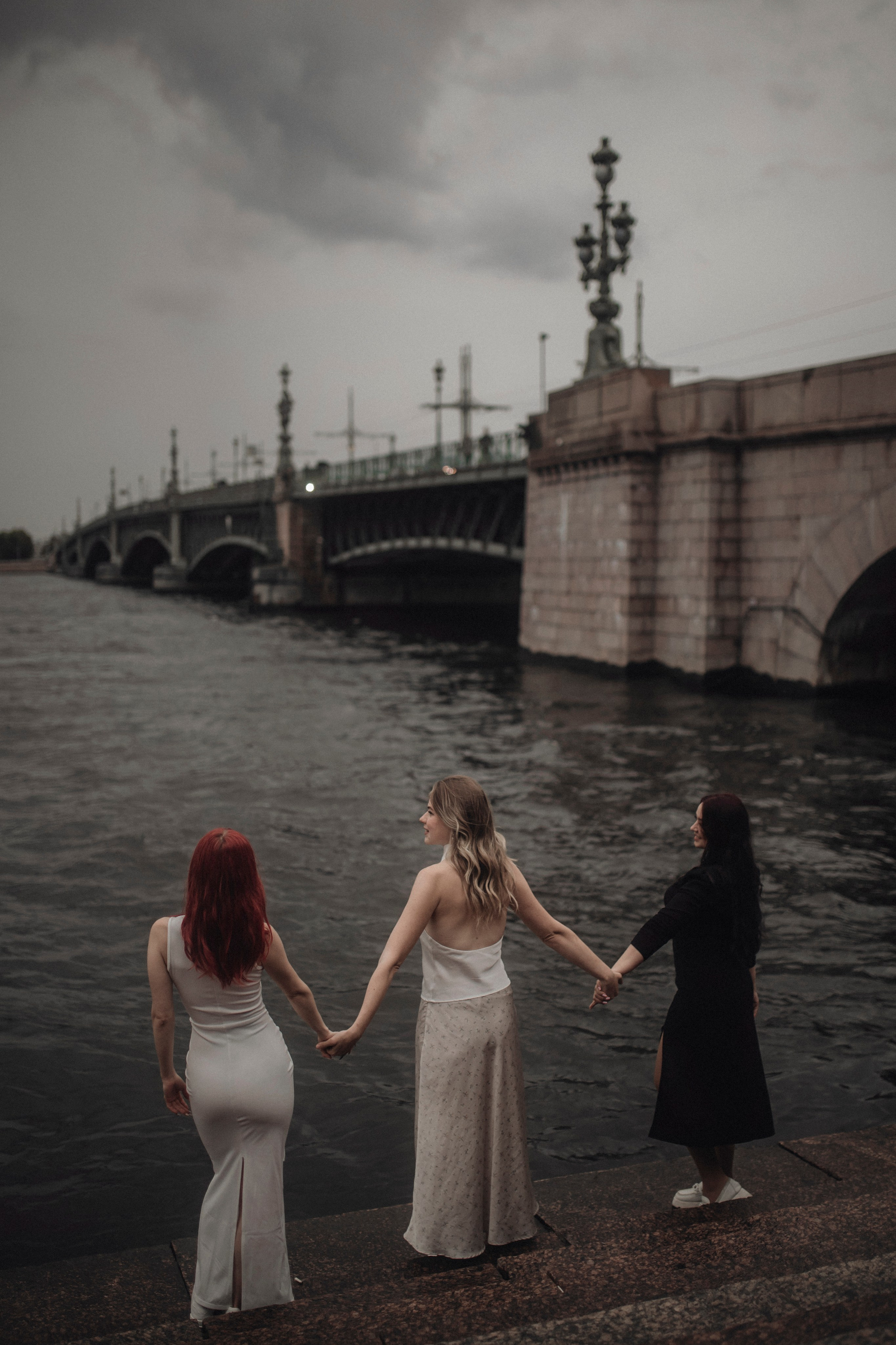 Три сестры. Фотограф в Санкт Петербурге Лара Великова
