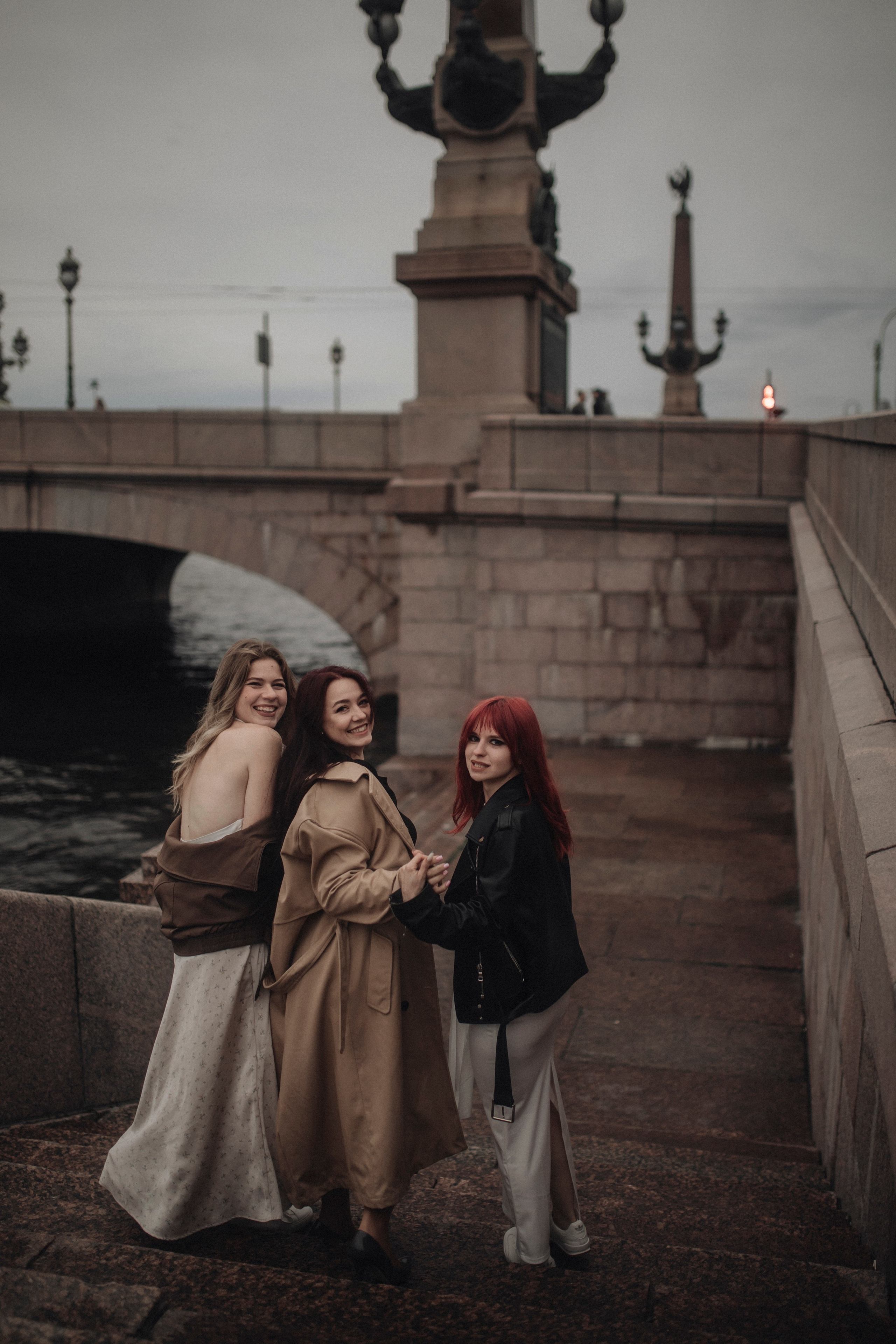 Три сестры. Фотограф в Санкт Петербурге Лара Великова