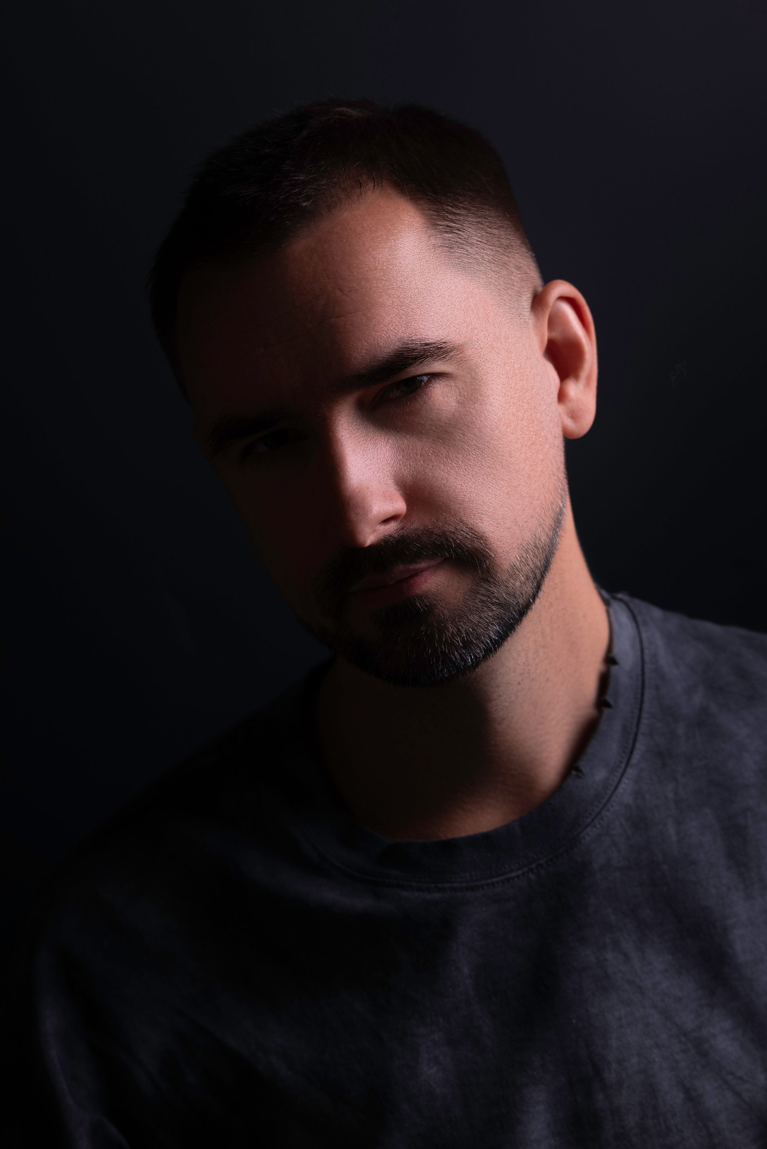 Мужской портрет. Фотограф Настасья Эйви