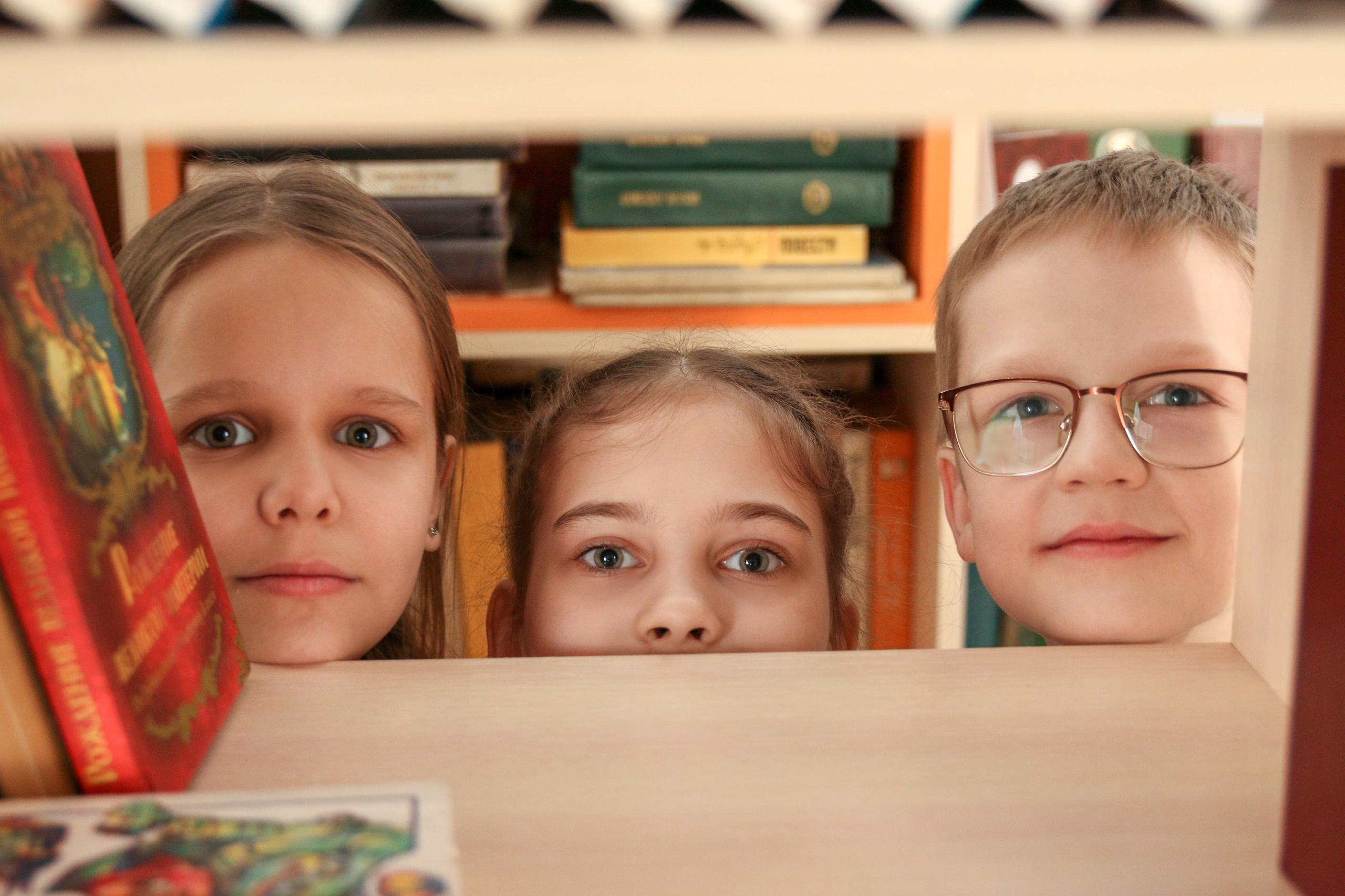 Выпускной фотоальбом "Портрет". Выпускные альбомы в Тюмени для школ, садов, вузов спортивных секций