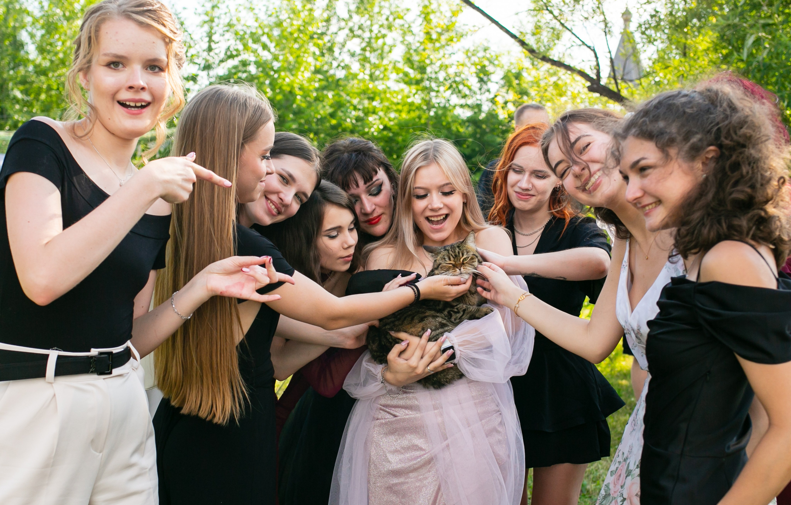 Выпускные и Утренники. Фотограф новорожденных и семейный фотограф НСО г. Бердск Марина Львова