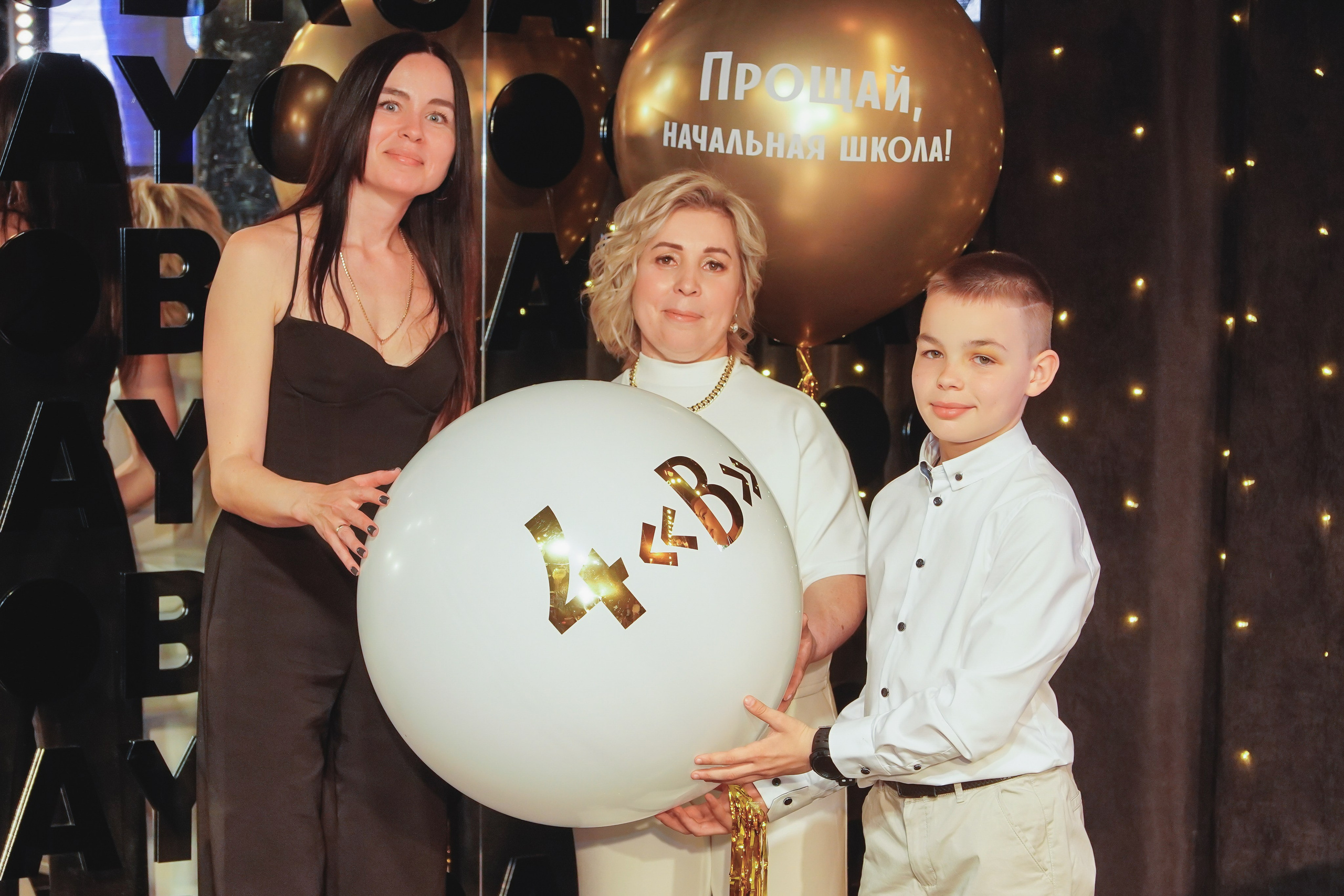 Выпускной. Занимаюсь профессиональной фотографией и живу рядом с Байкалом. Работаю в разных жанрах