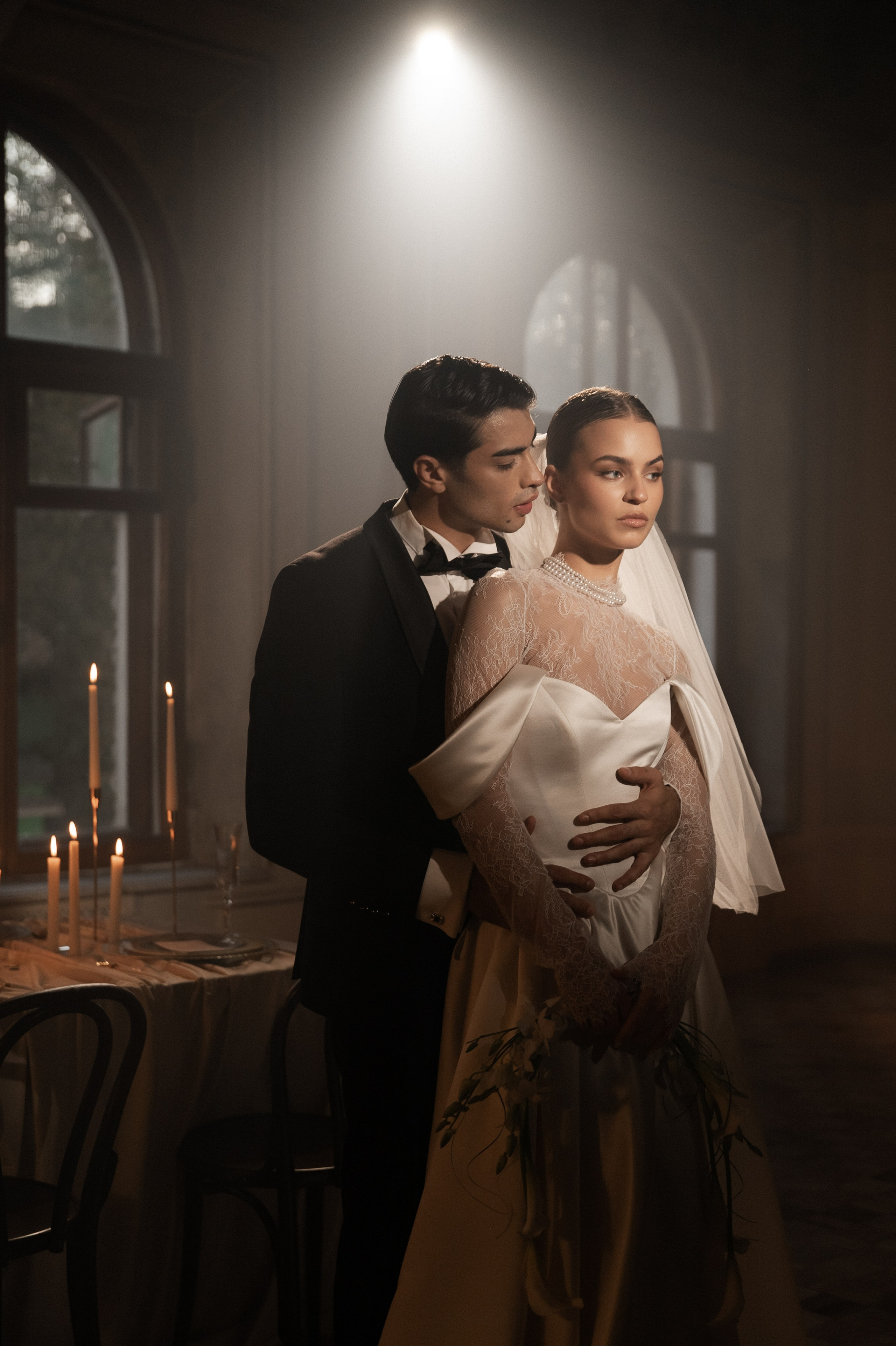 Камерный свадебный ужин при свечах в старинном особняке в фотостудии 21. Kult. Ярослава Ерина — свадебный фотограф в Москве