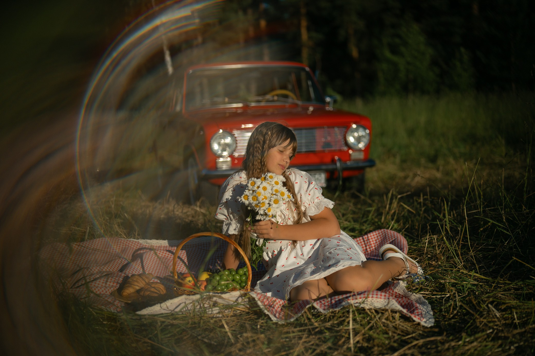 Пикник, красная машина. Семейный и детский фотограф в Сергиев Посаде, Хотьково Якимчук Любовь