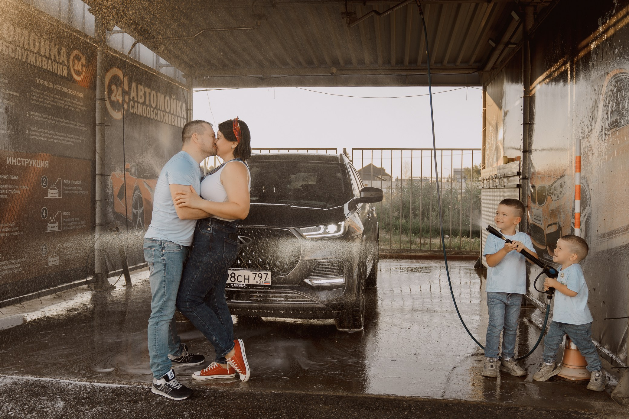 Автомойка, семейное купание. Семейный и детский фотограф в Сергиев Посаде, Хотьково Якимчук Любовь