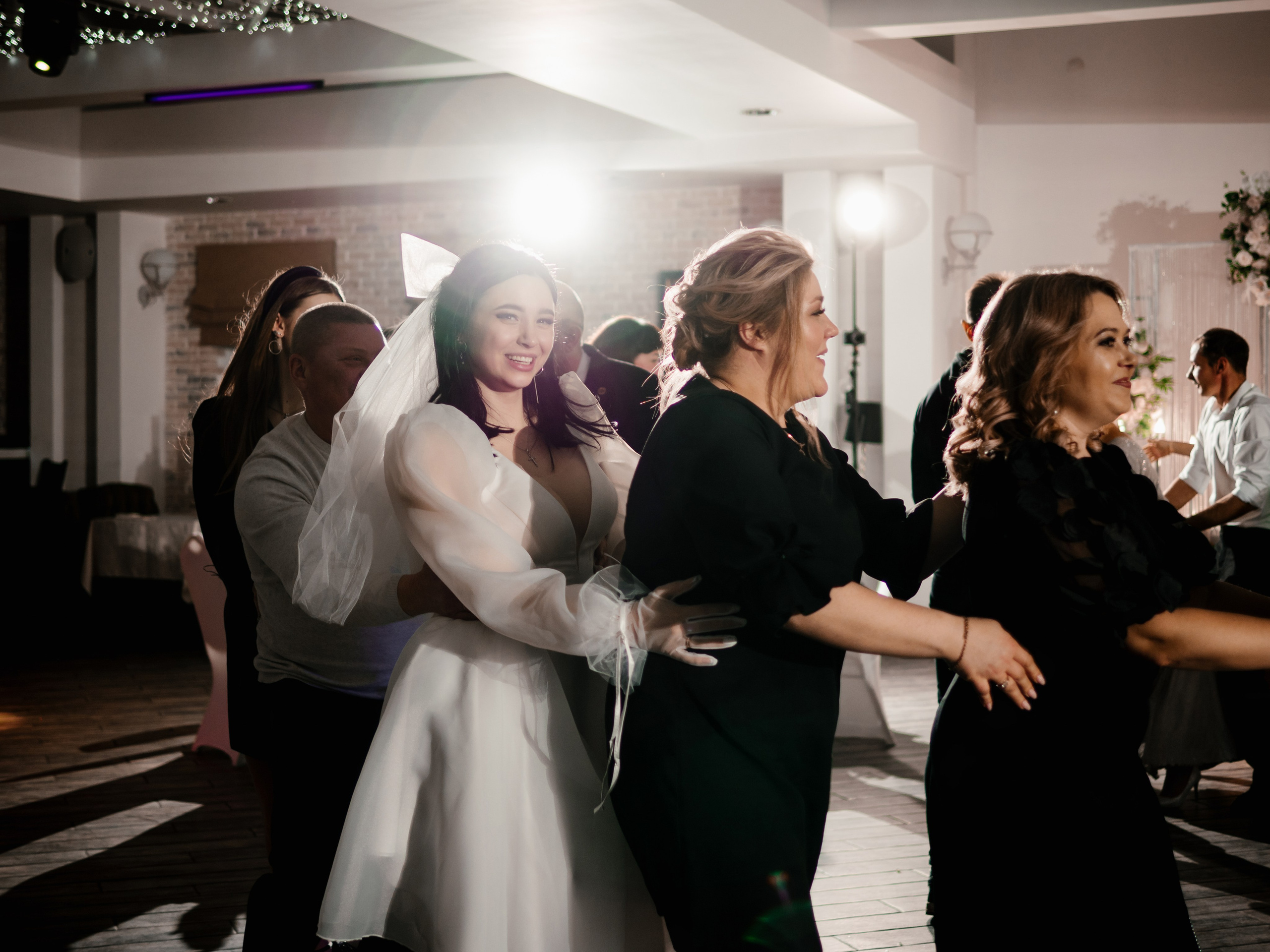 Свадебная фотосессия Рома и Вики. Свадебный фотограф во Владимире - Мария Широкорядова