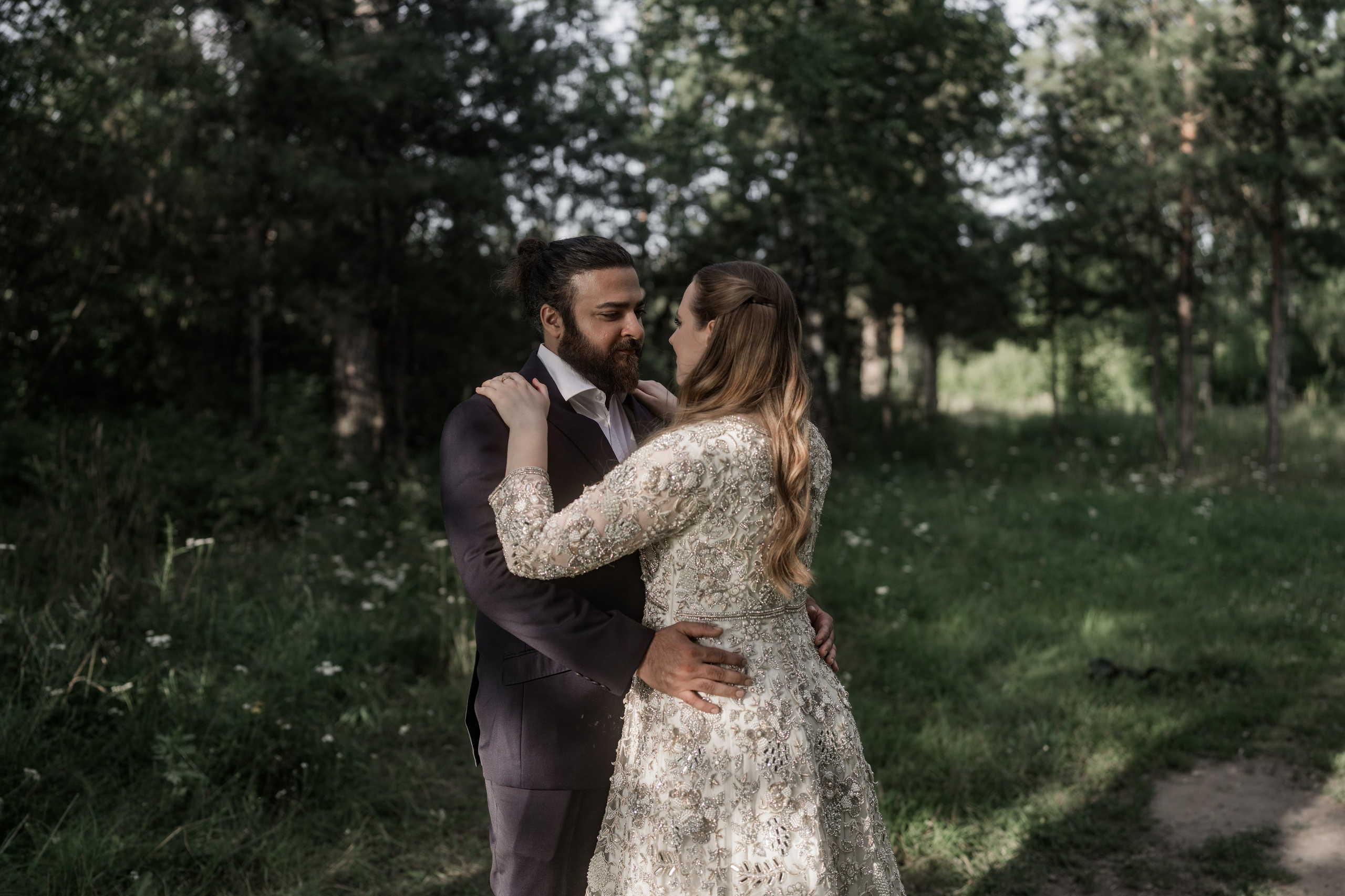 Свадьба Умар и Мила. Прогулка. Свадебный и индивидуальный фотограф Аля Мамакова