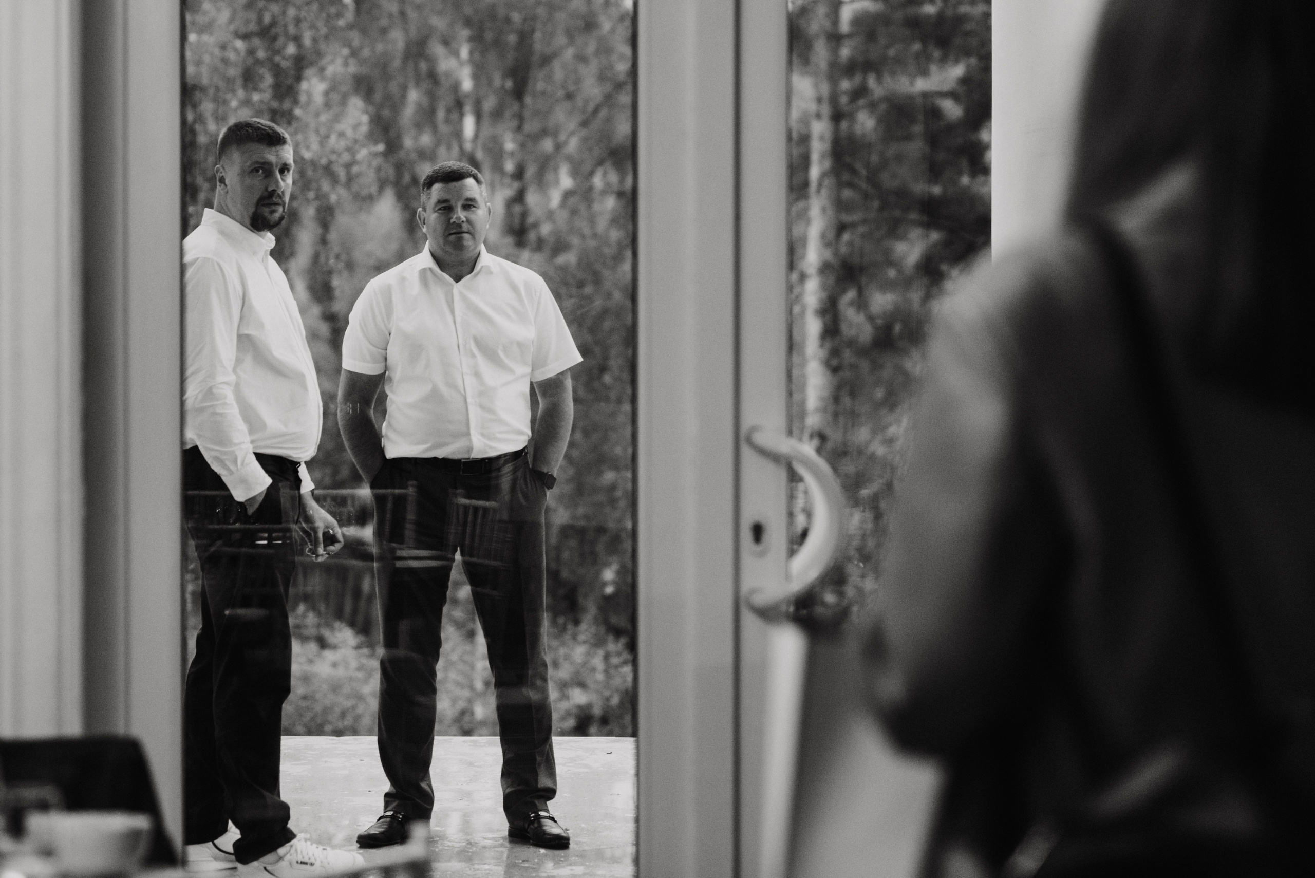 Камерная загородная свадьба в коттедже. Анастасия Петрович фотограф, фотокорреспондент в Москве и Санкт-Петербурге. Фотосъёмка репортажа, мероприятия, корпоративная съёмка, контент