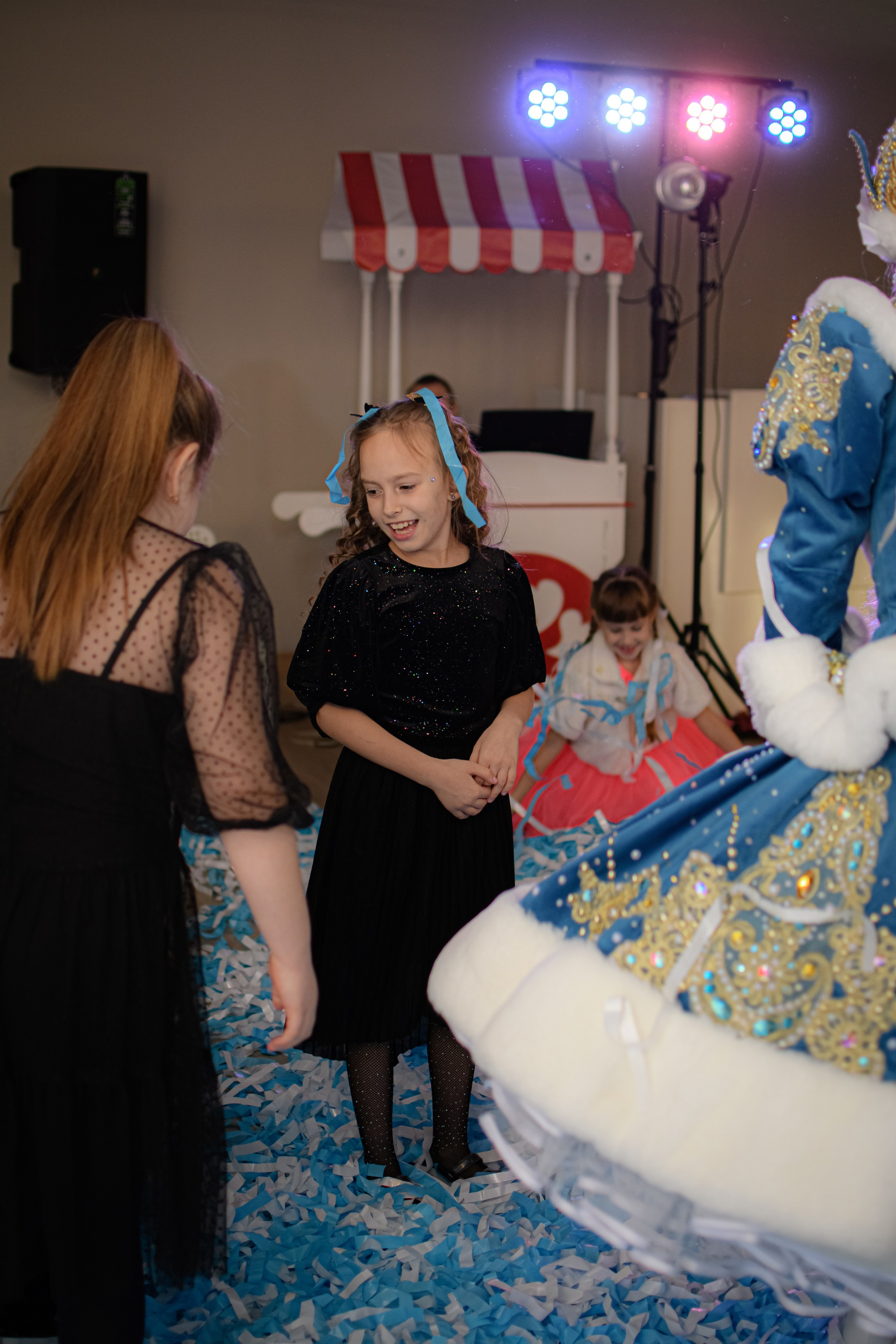 HAPPY NEW YEAR. Photokarish