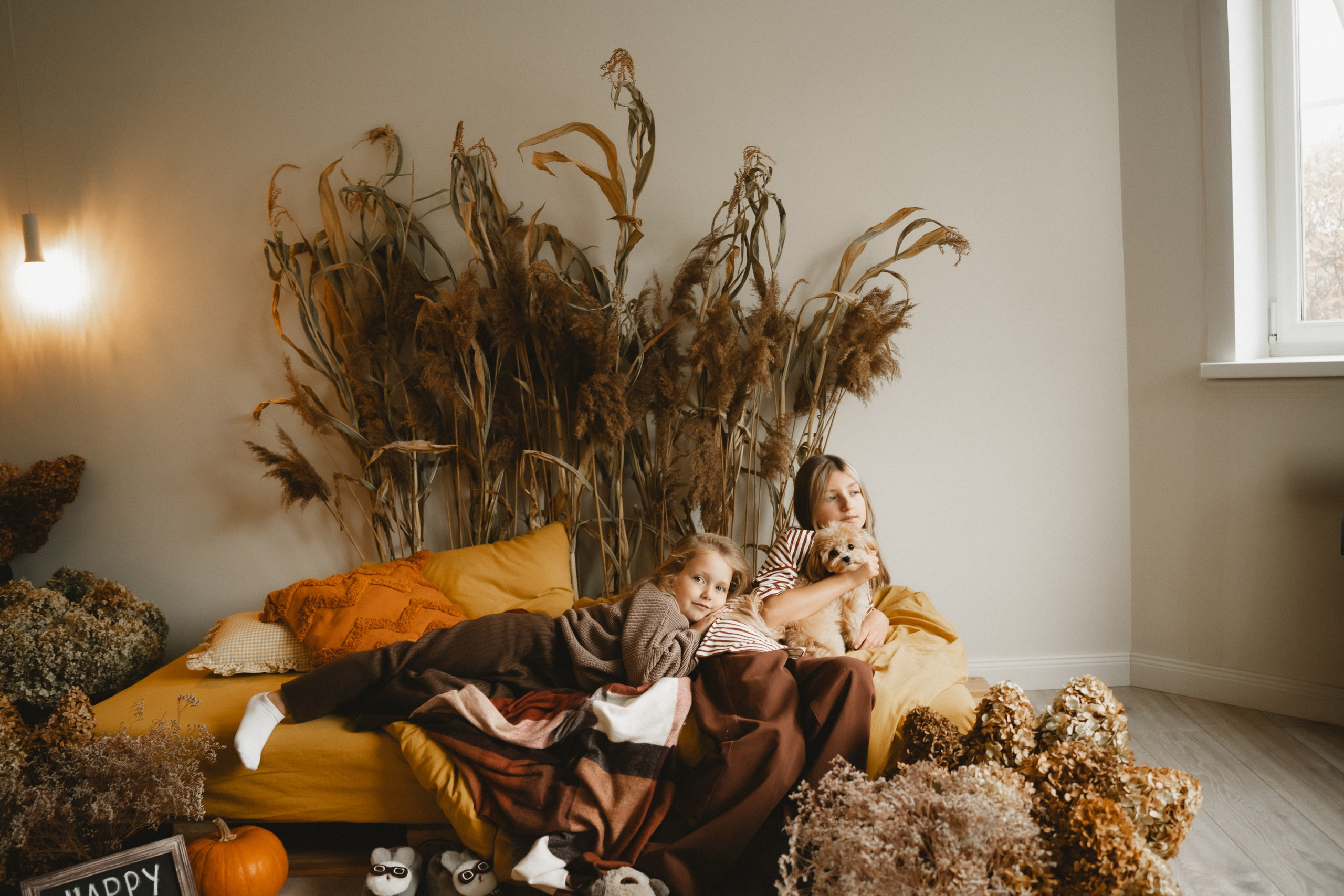 СОНЯ И АНЯ. Женский портрет