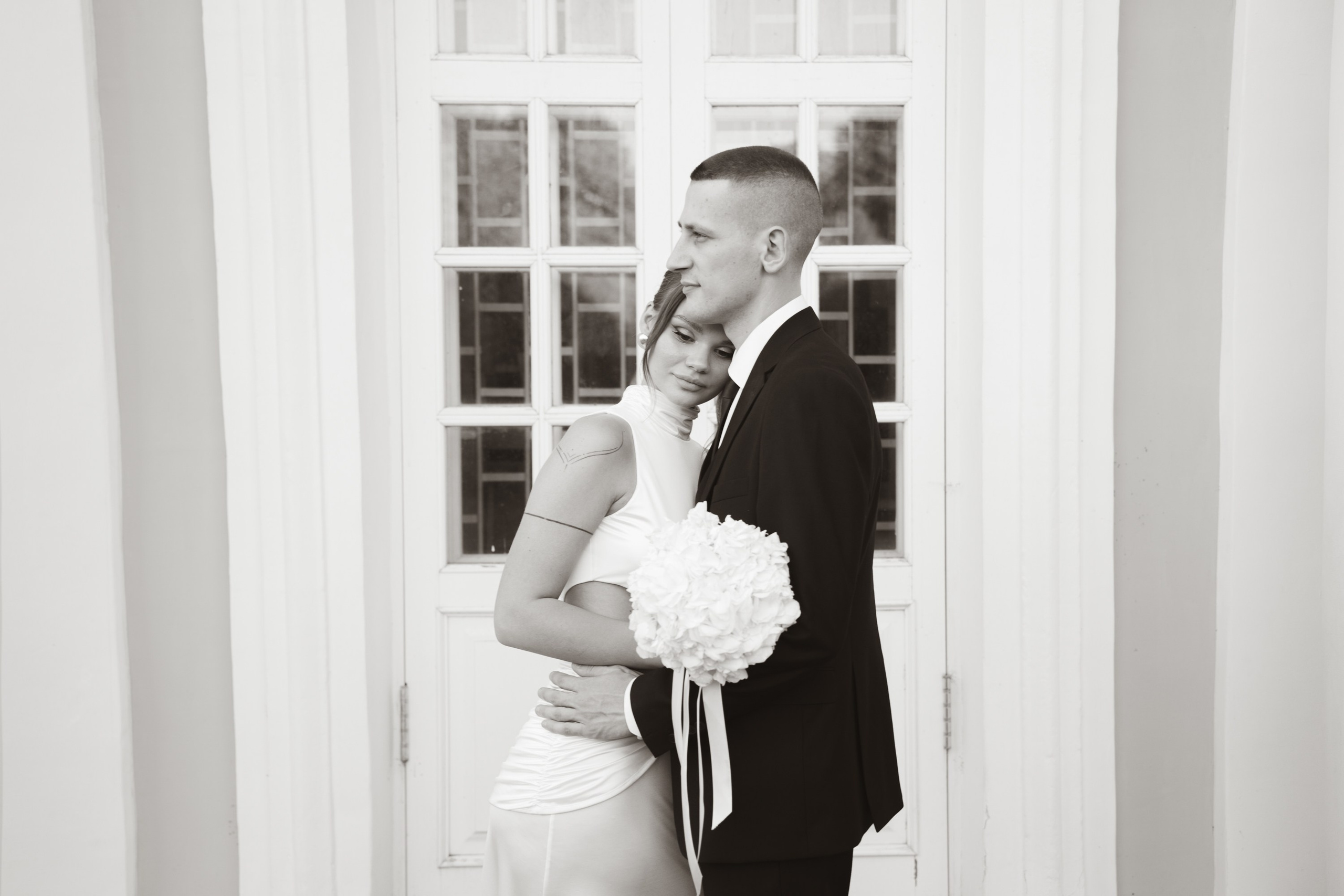 ПОЛИНА И ВЛАДИМИР. Женский портрет