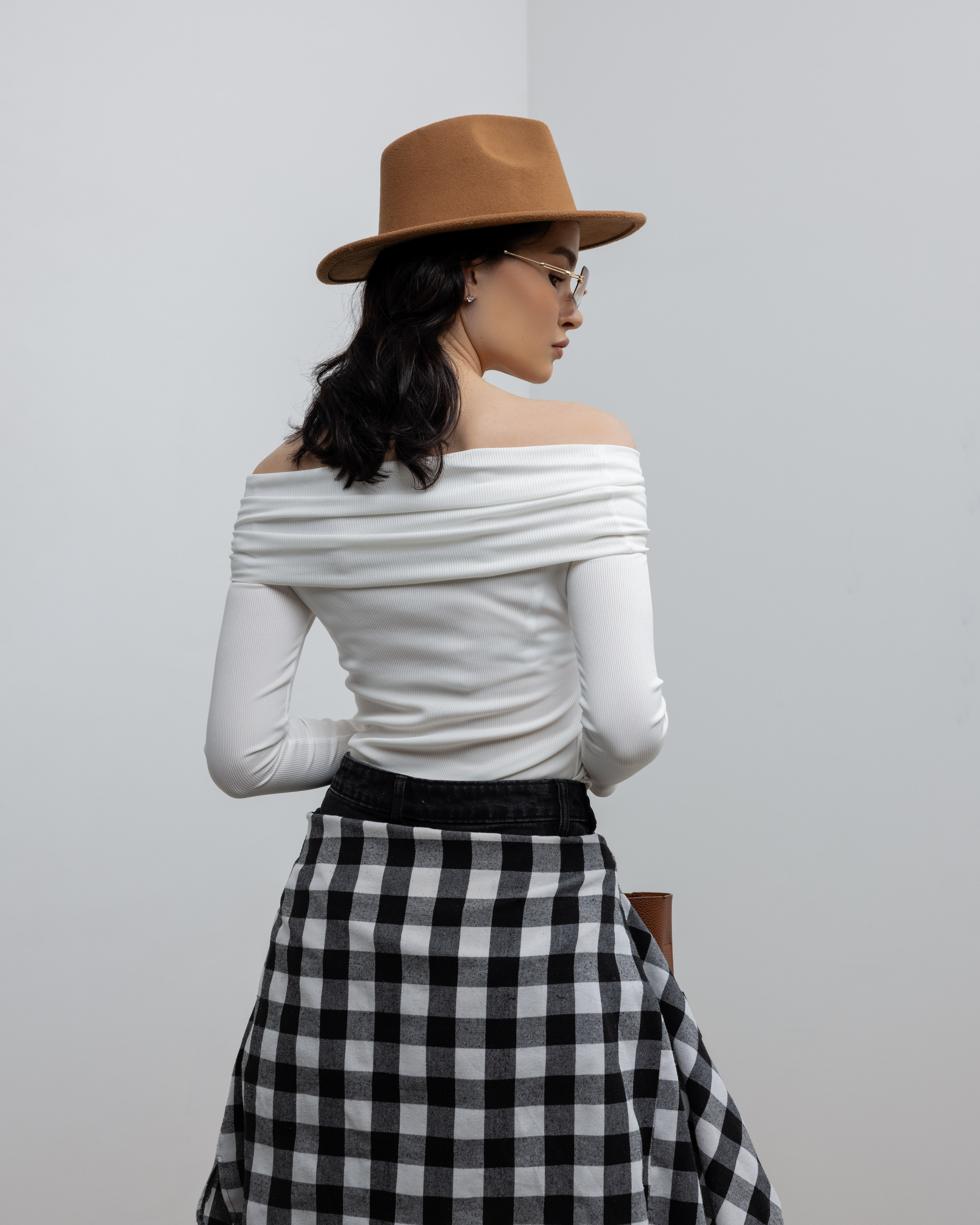 WB. Photographer. Producer. Retoucher