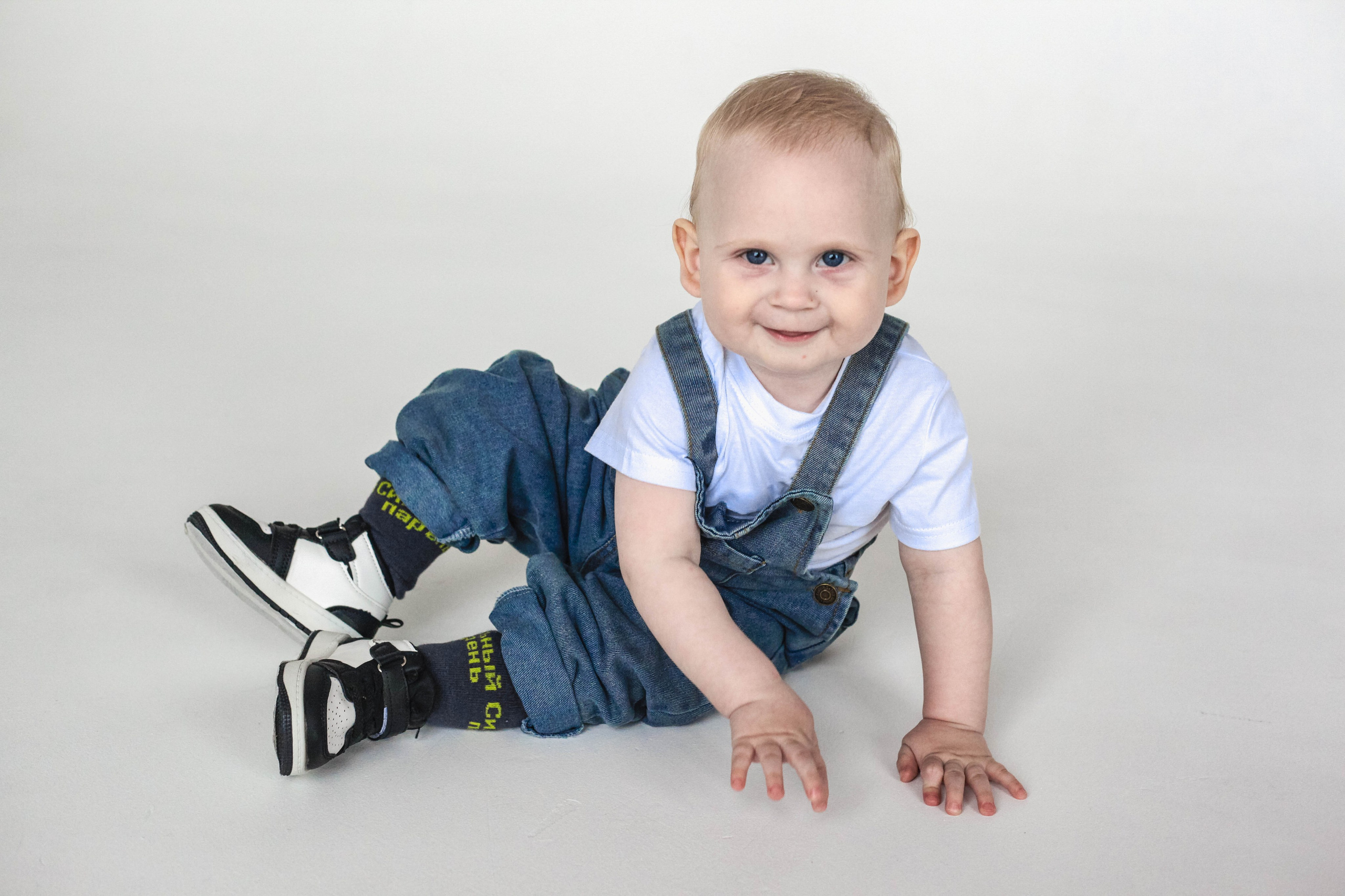 Студия. Уличный фотограф Города N