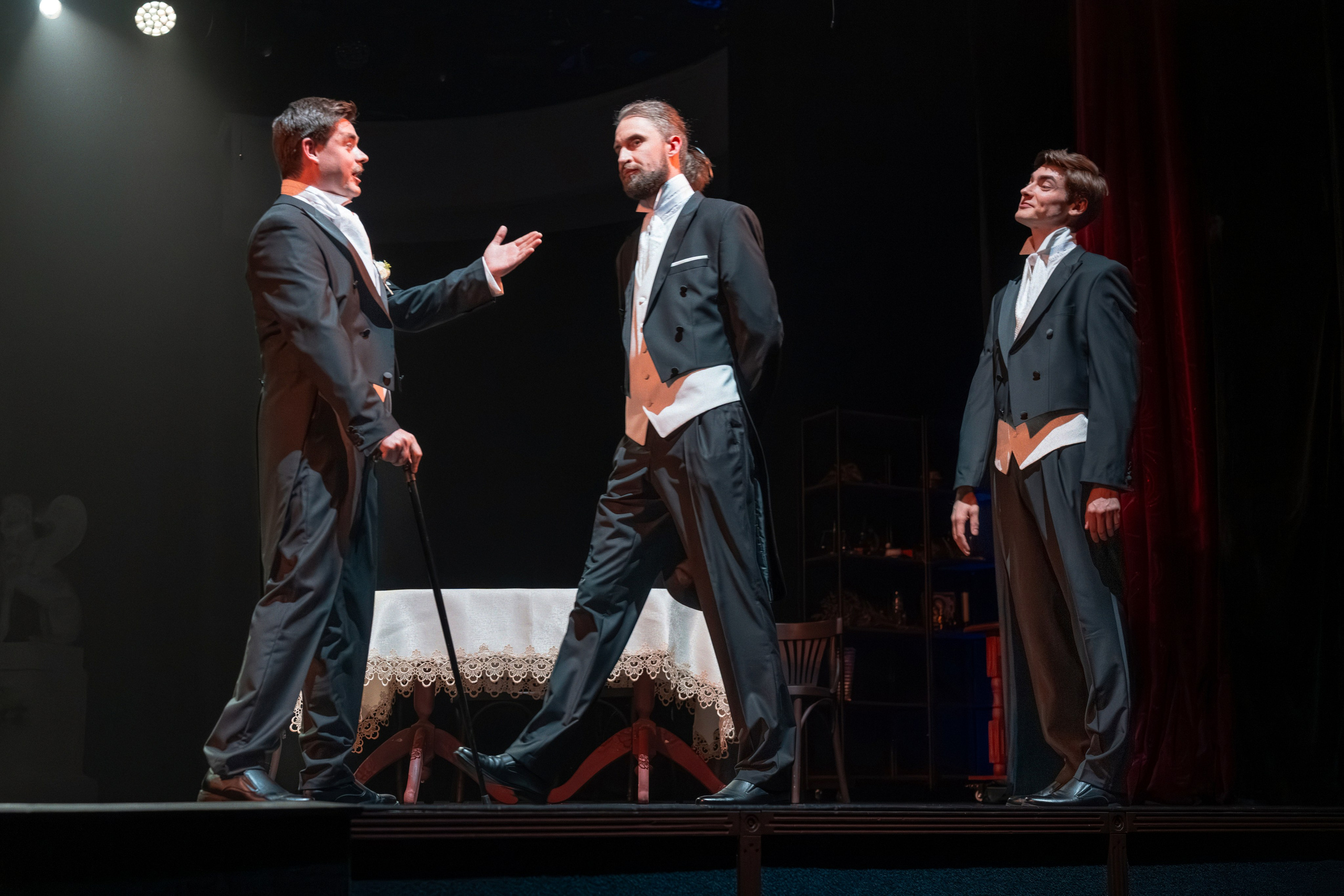 Театр Роста: Отцы и Дети. Сайт фотографа Сергея Абрамова