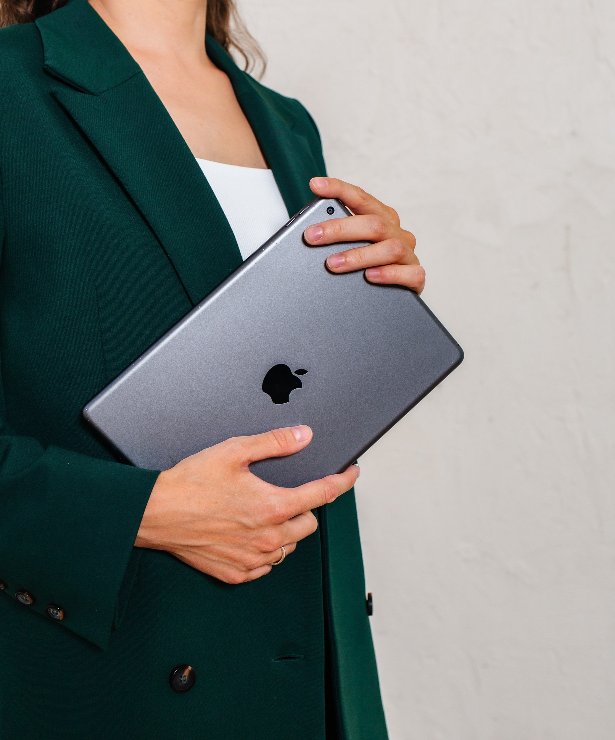 Деловая фотосессия в студии для контента. Фотограф Сочи Адлер. Солькаева Анастасия