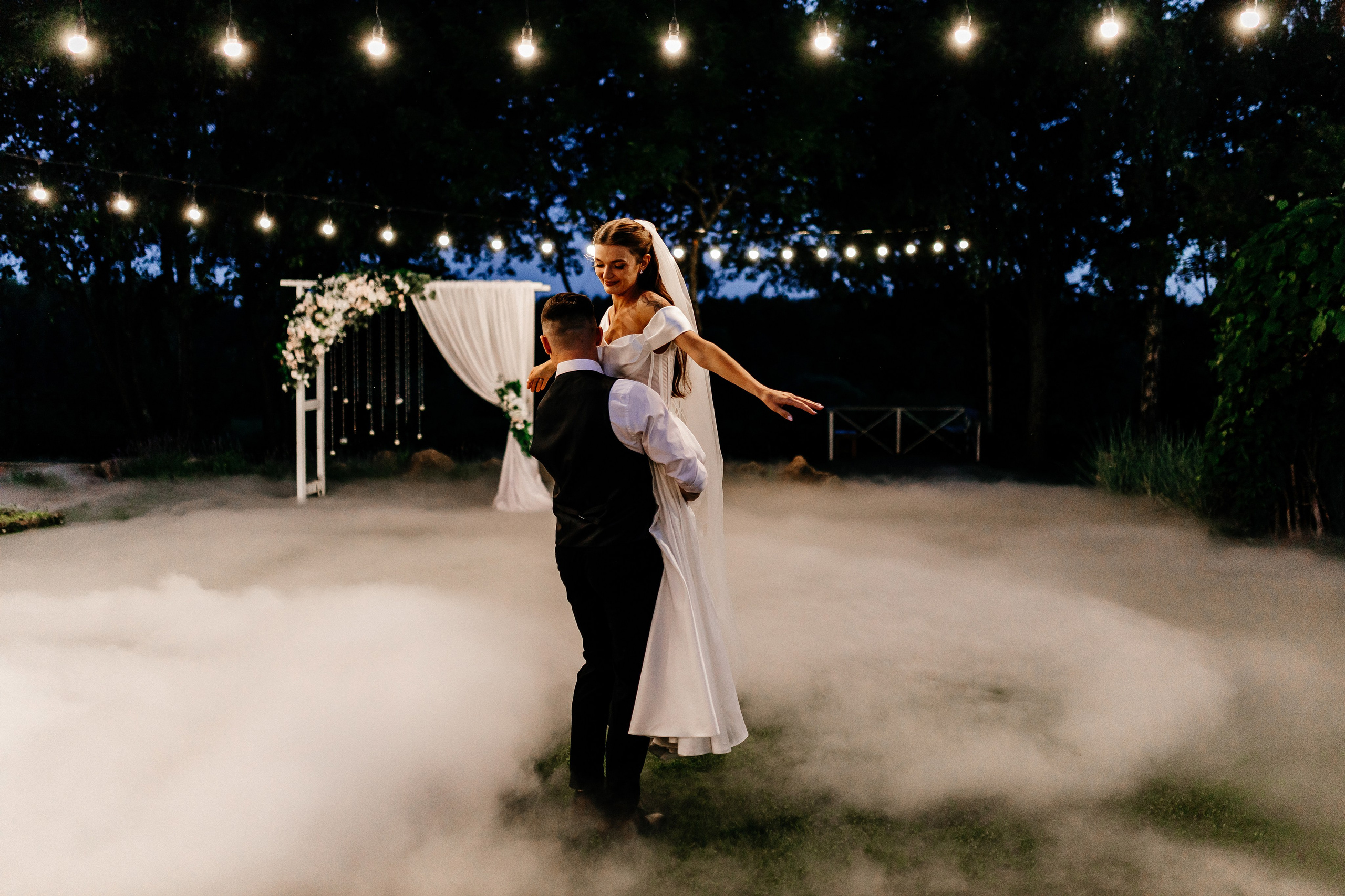 Юлия и Никита. Свадебный фотограф Елена Ловцевич