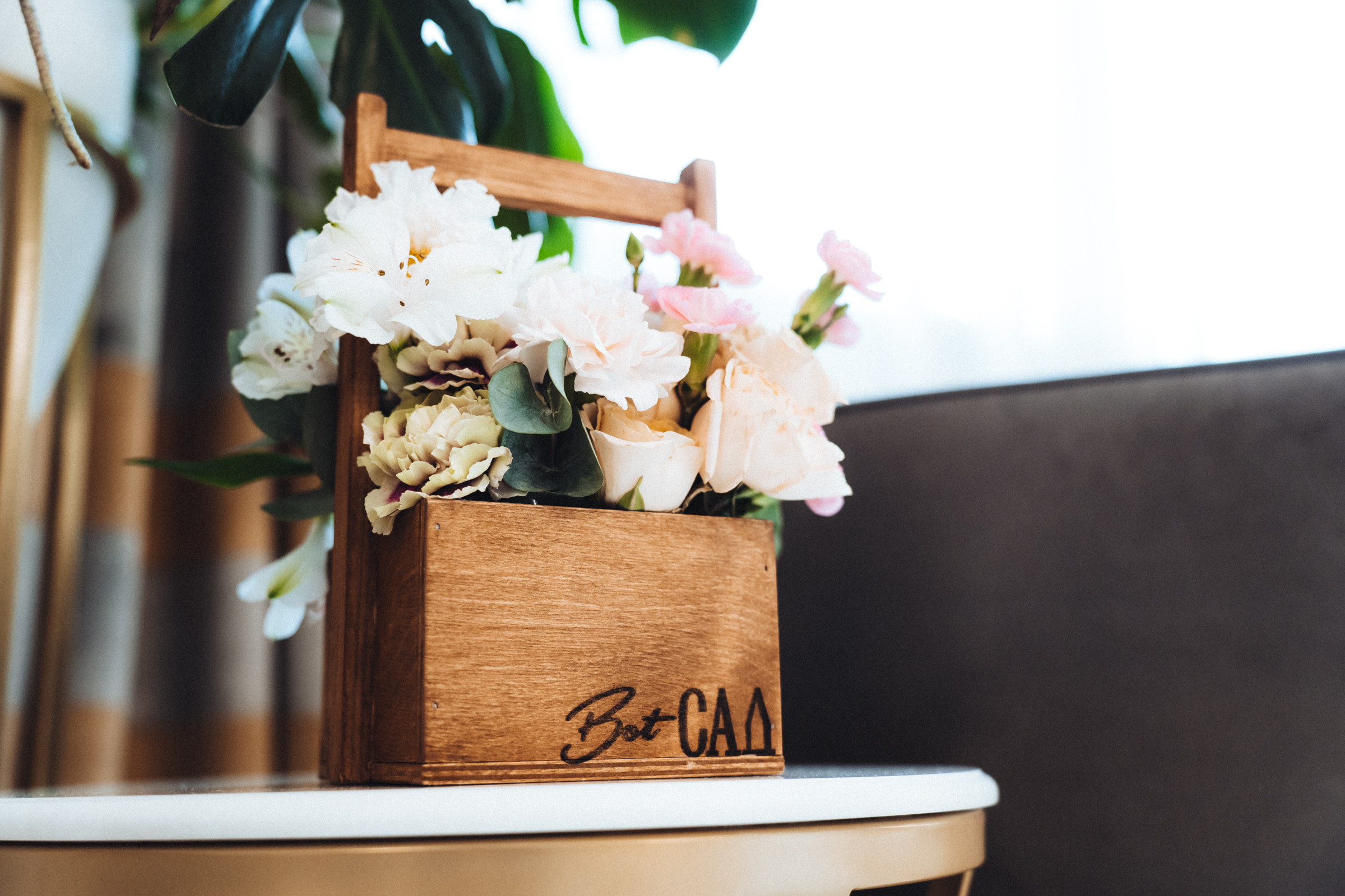 Свадебная съёмка в ЗАГСе. Свадебный и Репортажный фотограф в Москве — Шестак Константин