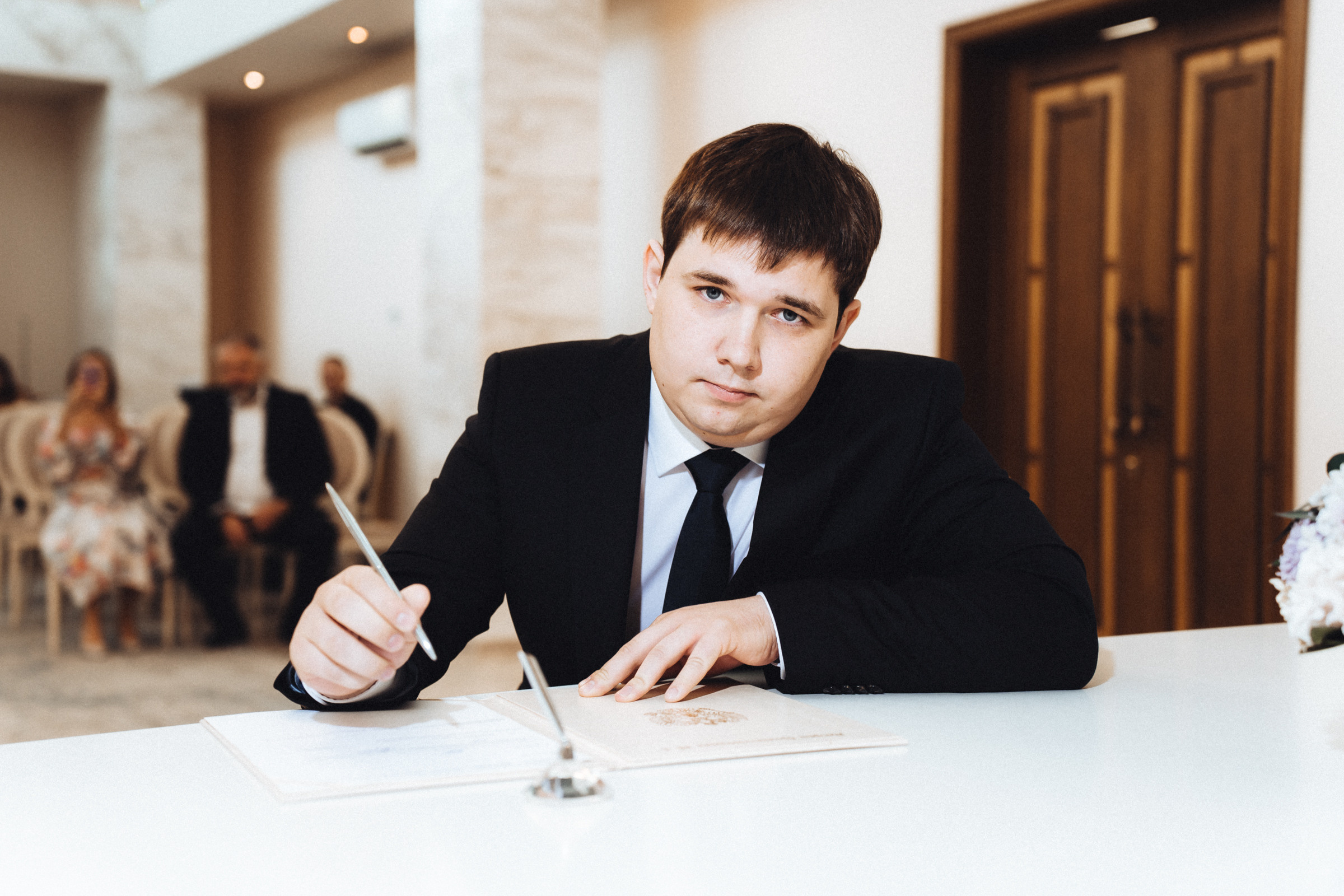 Свадебная съёмка в ЗАГСе. Свадебный и Репортажный фотограф в Москве — Шестак Константин