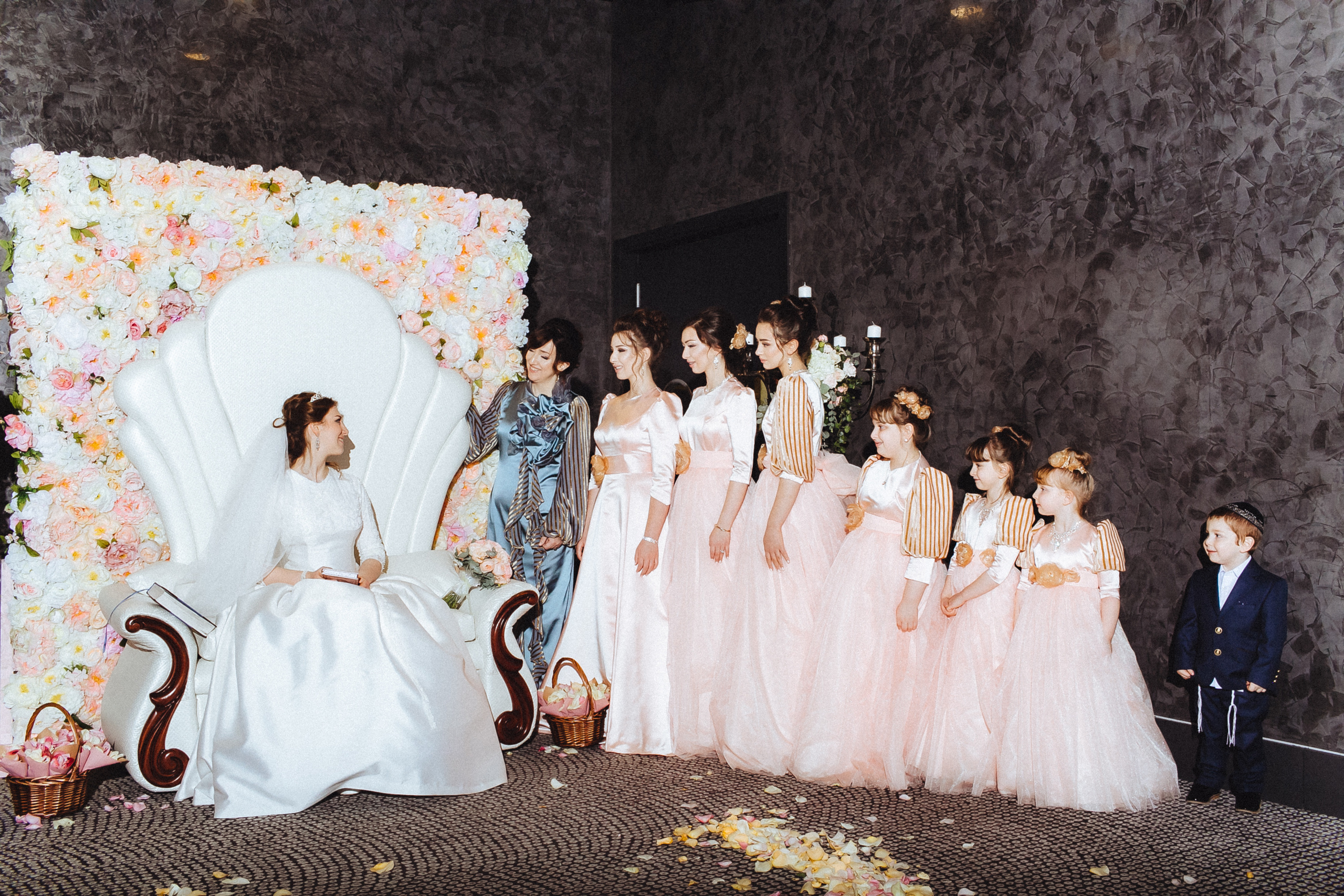 «Crystal Ballroom» — Wedding. Свадебный и Репортажный фотограф в Москве — Шестак Константин