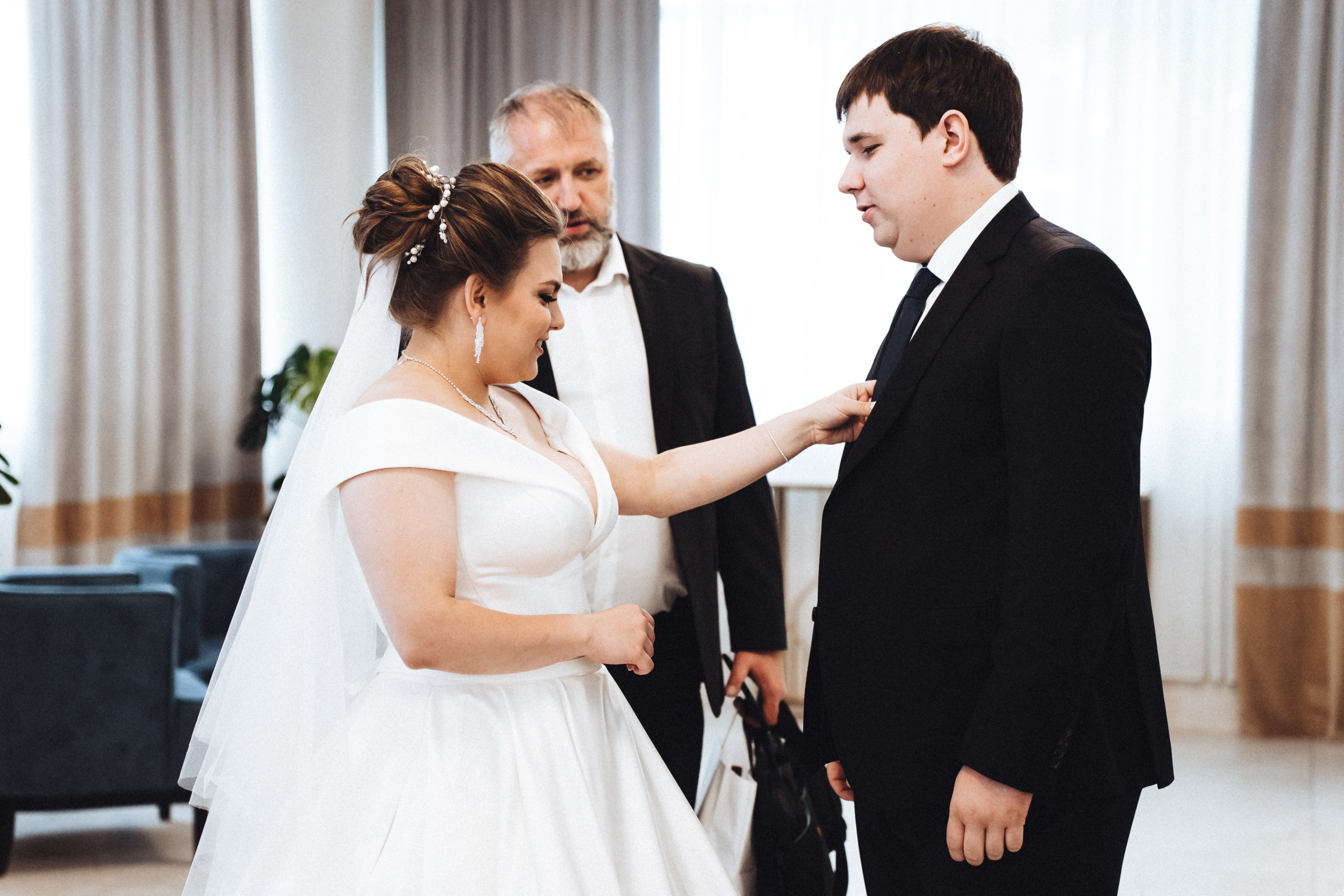 Свадебная съёмка в ЗАГСе. Свадебный и Репортажный фотограф в Москве — Шестак Константин