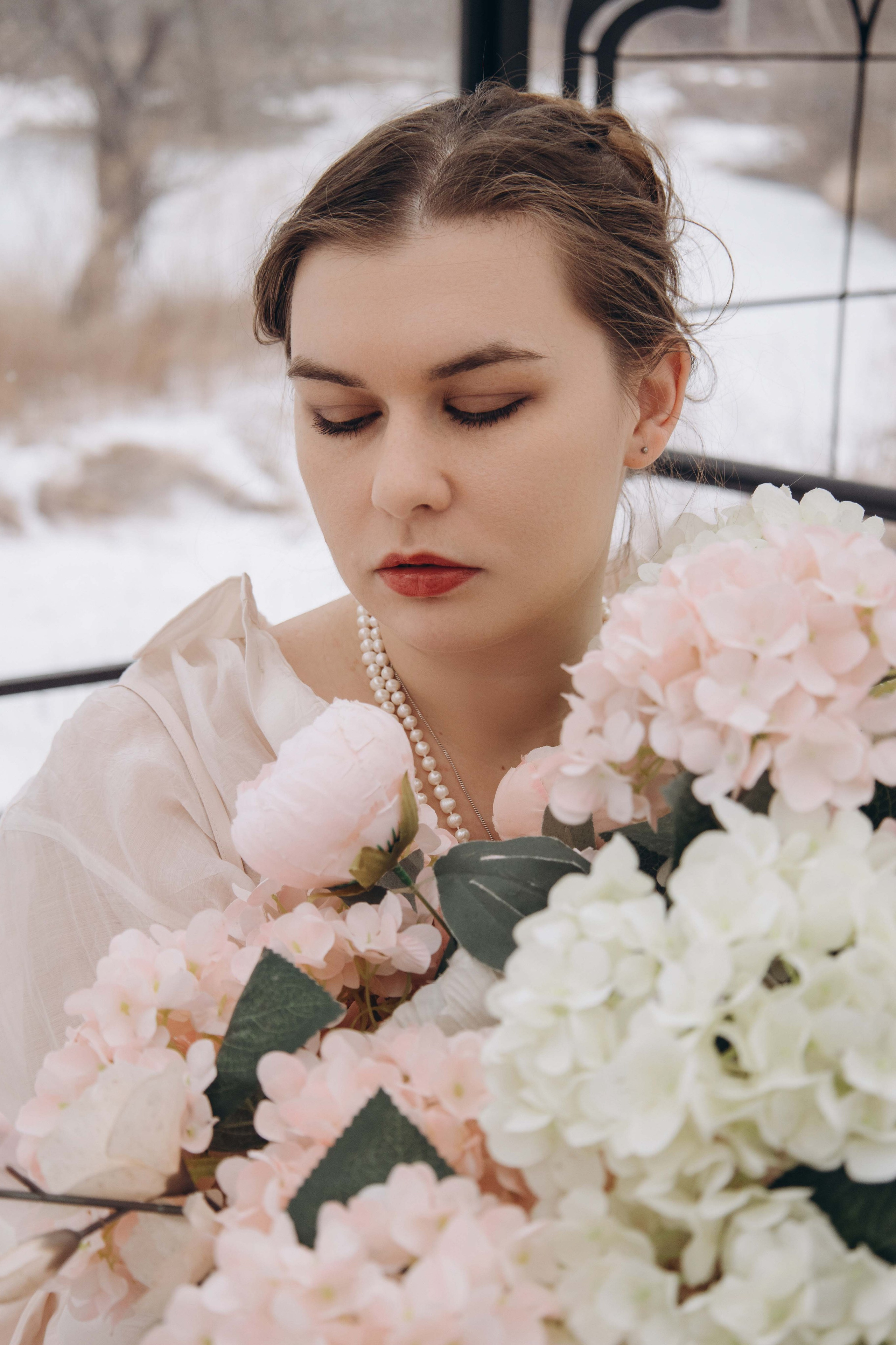 В студии. Фотограф Владивосток | Фотокниги на заказ с доставкой по всей России