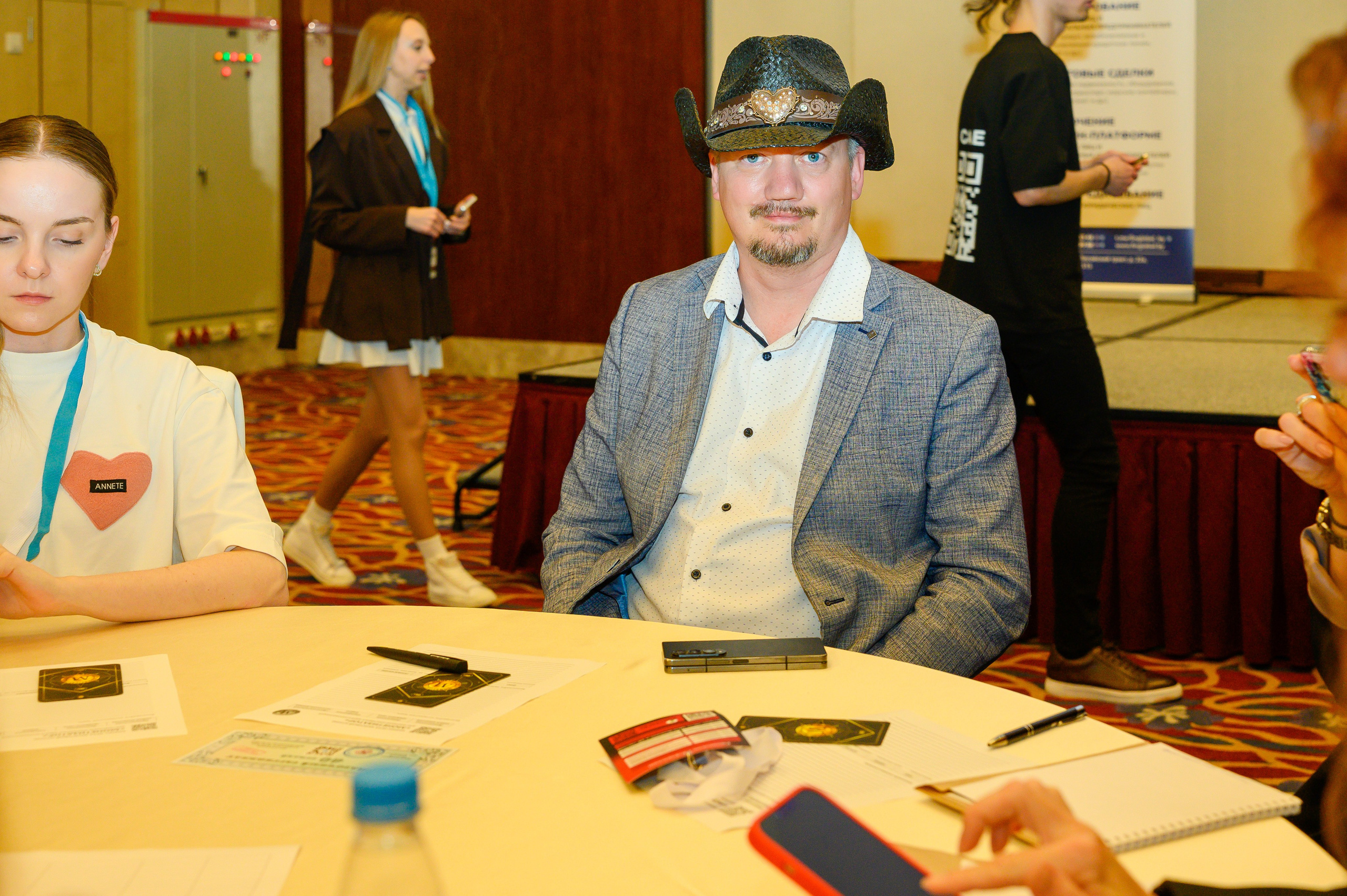 Репортажная съемка с открытия магазина. Фотоуслуги, услуги фотографа, фотографирование важных событий