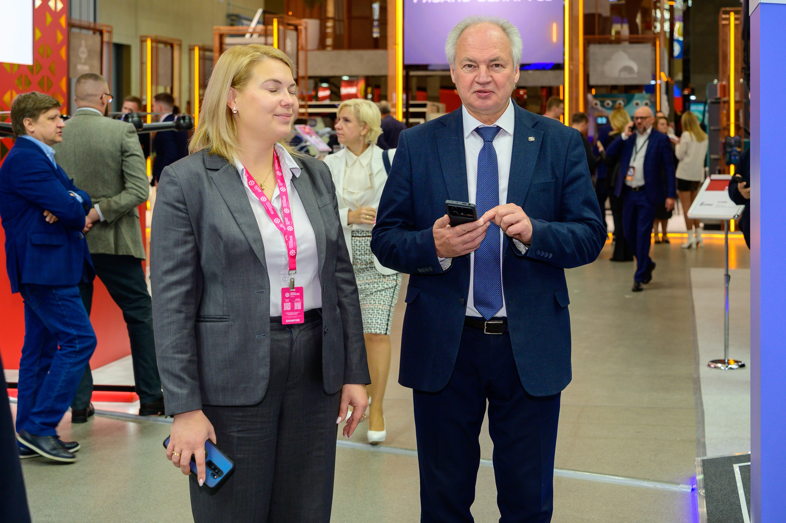 BigindustrialweekBelarus. Фотоуслуги, услуги фотографа, фотографирование важных событий