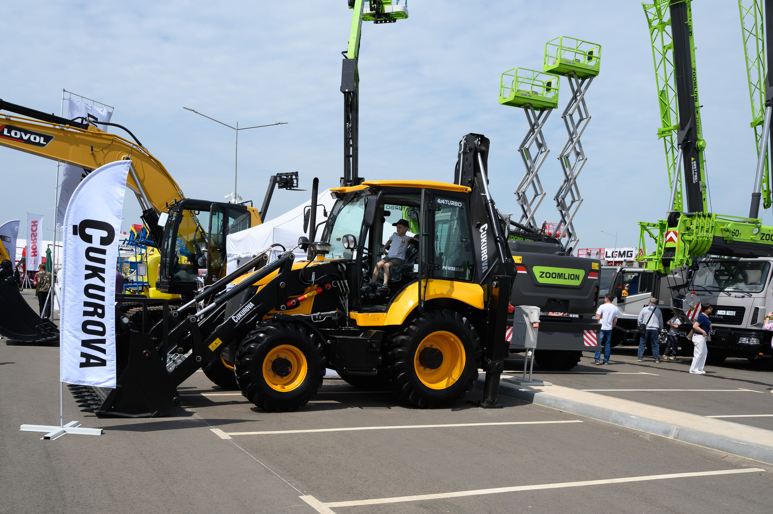 Агровыставка. Фотоуслуги, услуги фотографа, фотографирование важных событий