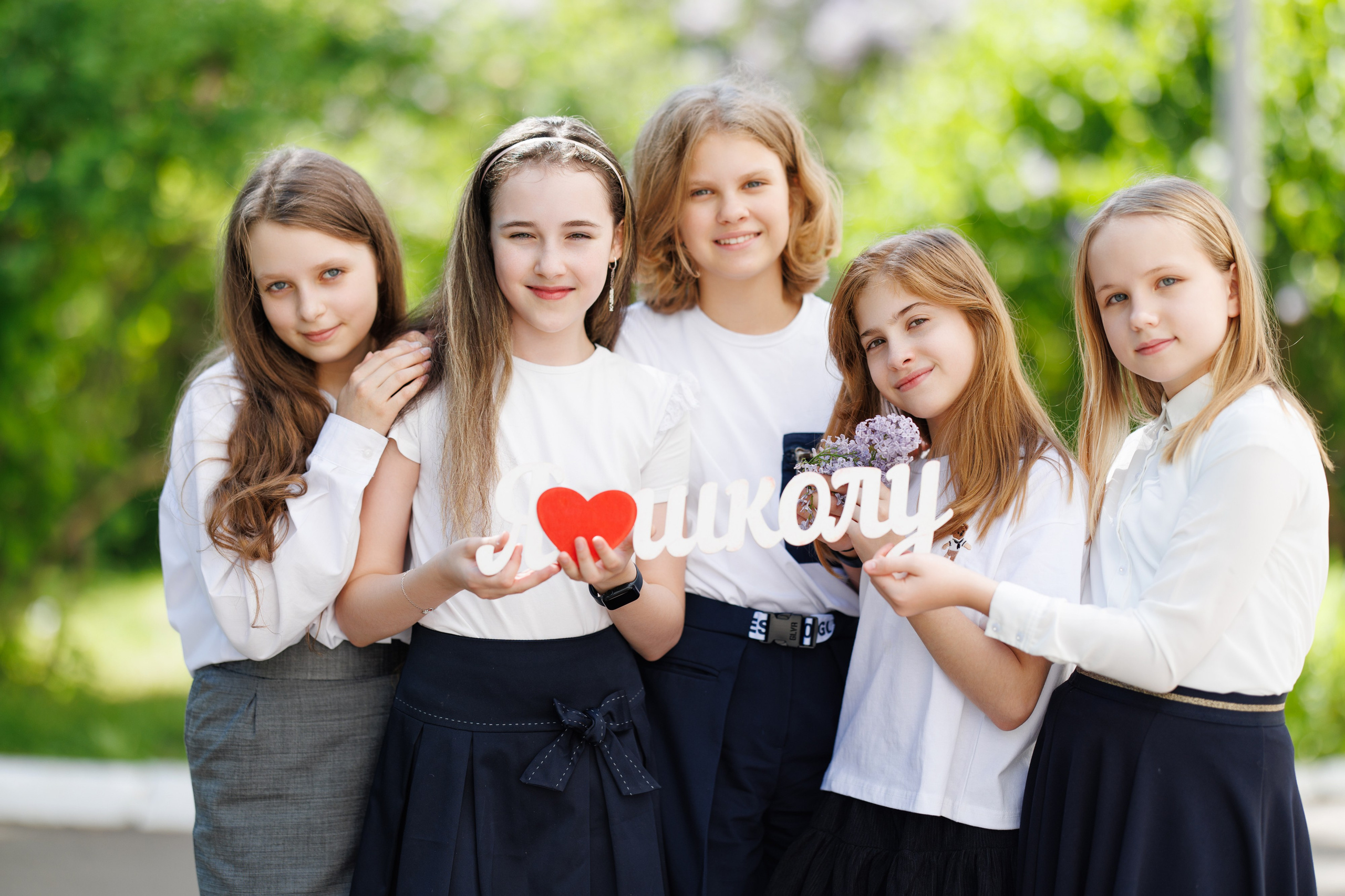 5 Н КУРЧАТОВСКАЯ ШКОЛА 2024. Выпускные альбомы в Москве FOTOVMESTE