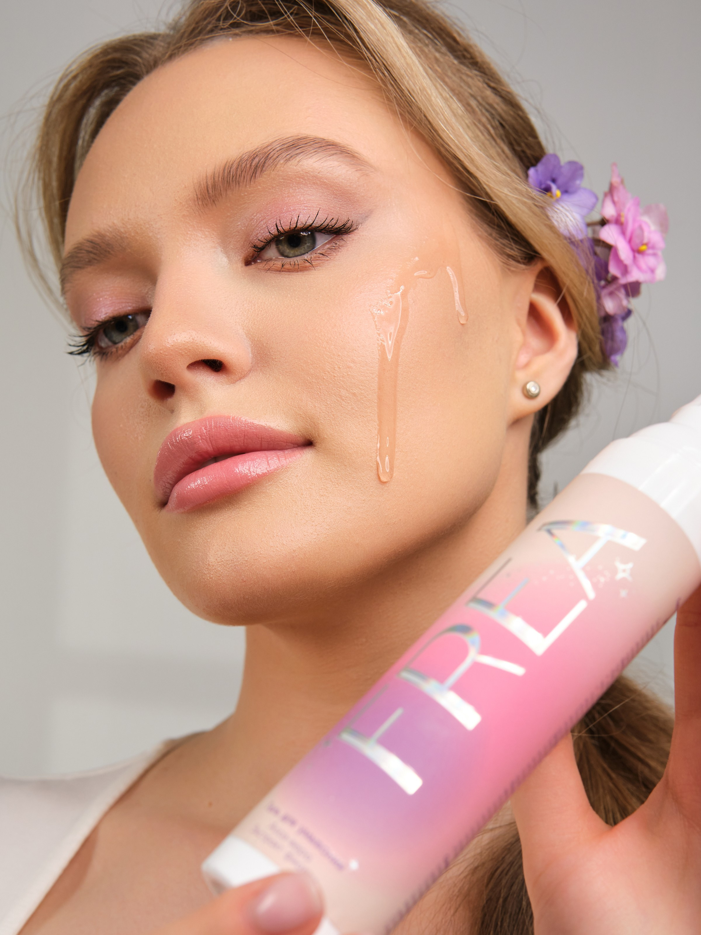 Предметные съемки с участием модели. Фотограф Карташев Артур