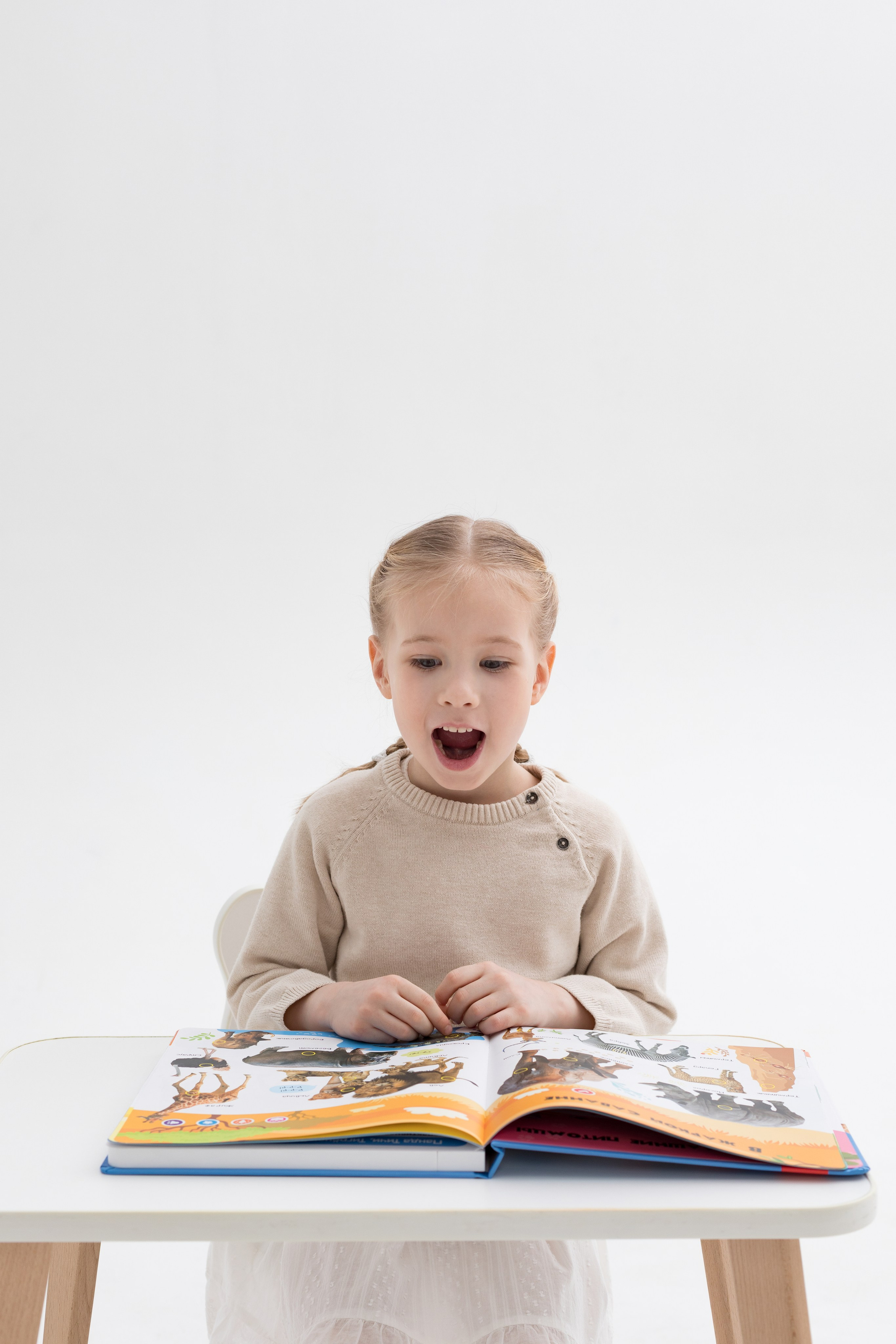 Съемка для детского бренда berttoys. Детский и контент фотограф Надя Волкова Санкт-Петербург