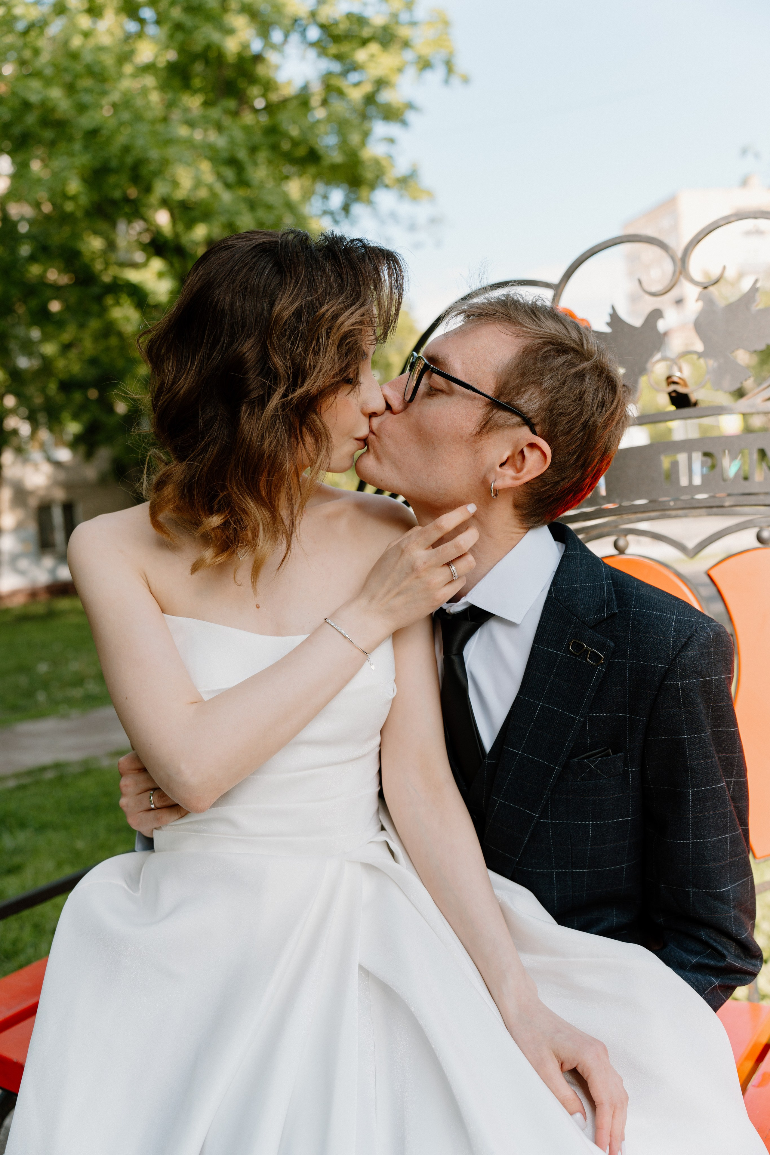 Шамиль и Шахзода. Photographer based in moscow Peter Tchana