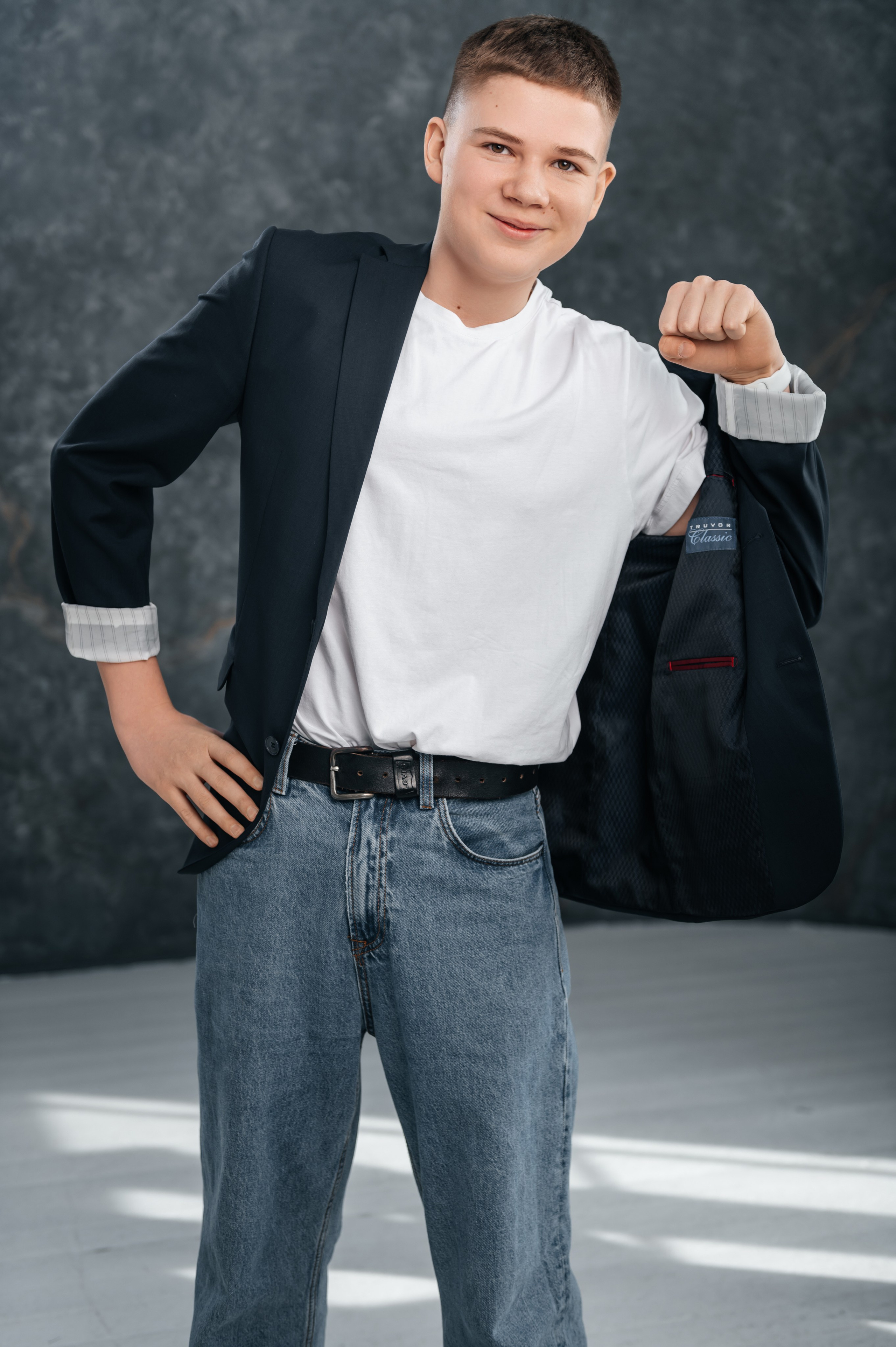 Старшие классы. Современные выпускные альбомы в Новосибирске